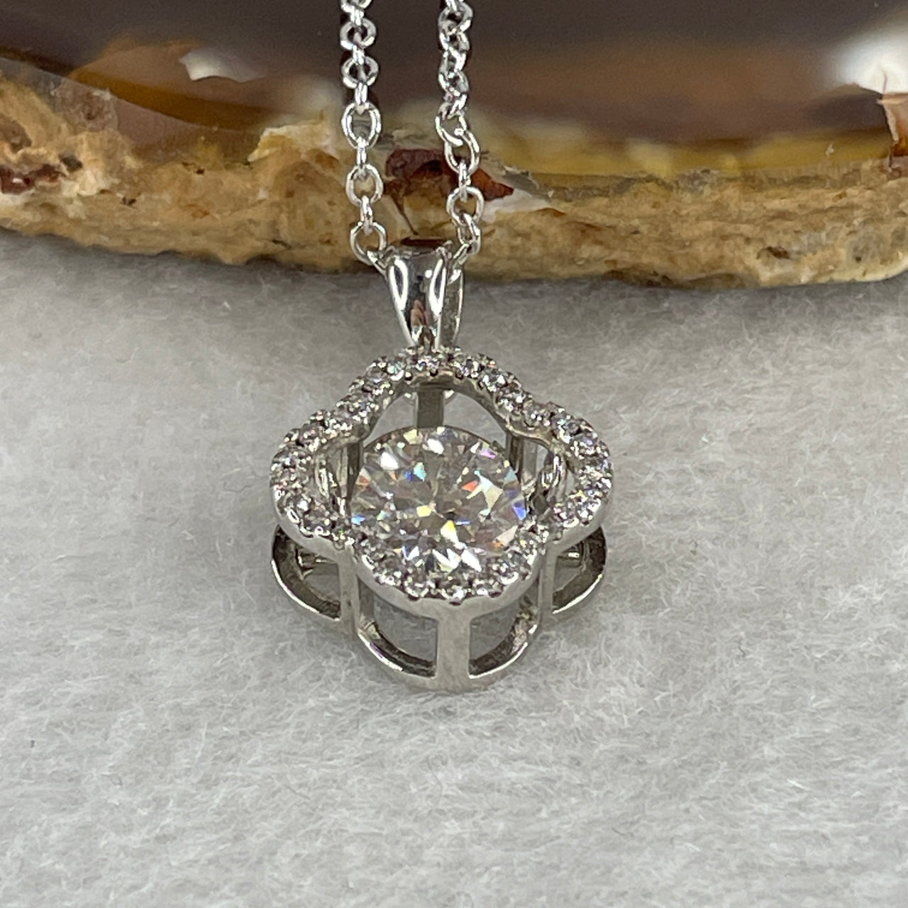 Dancing Moissanite Necklace S925 Silver - 1.0ct Round Brilliant Cut D Color - 3.16g Moving Solitaire Pendant - 40-44cm Adjustable "Heartbeat" Jewelry