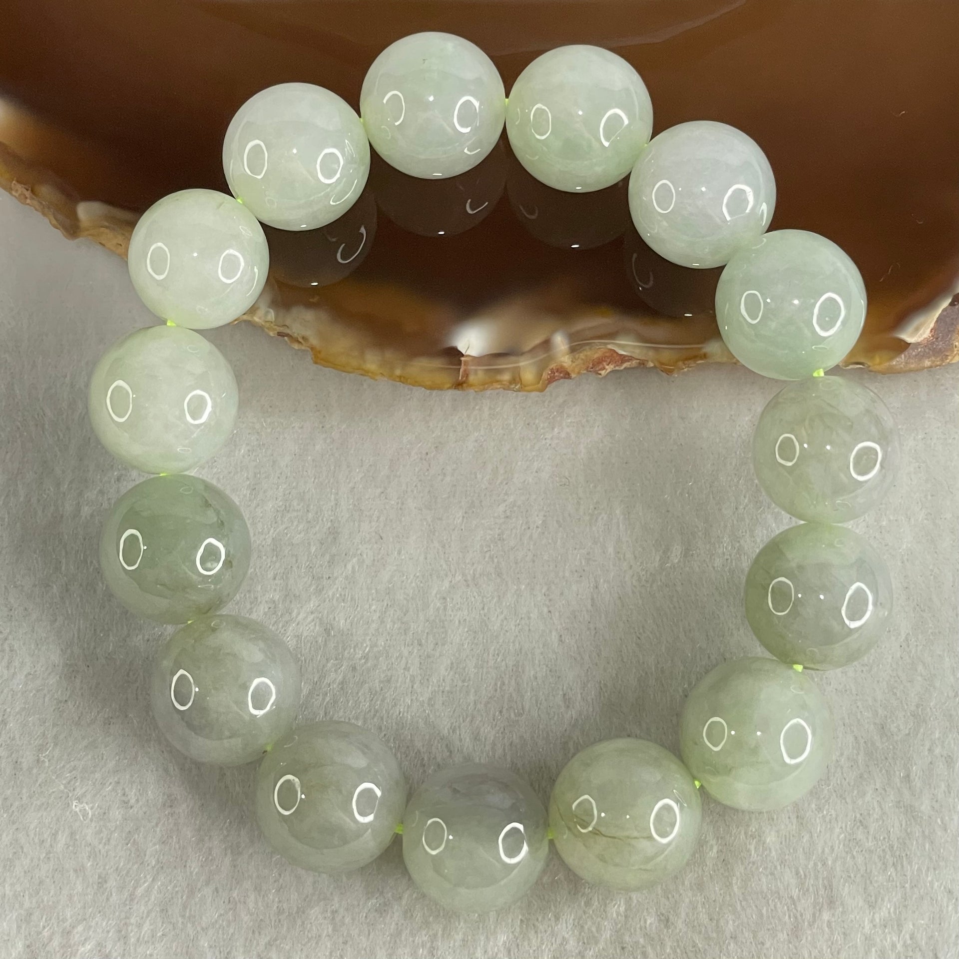 Type A Light Green Light Lavender Jadeite Beads Bracelet 81.20g 17cm 14.9mm 15 Beads (Slight Internal Lines) - Huangs Jadeite and Jewelry Pte Ltd