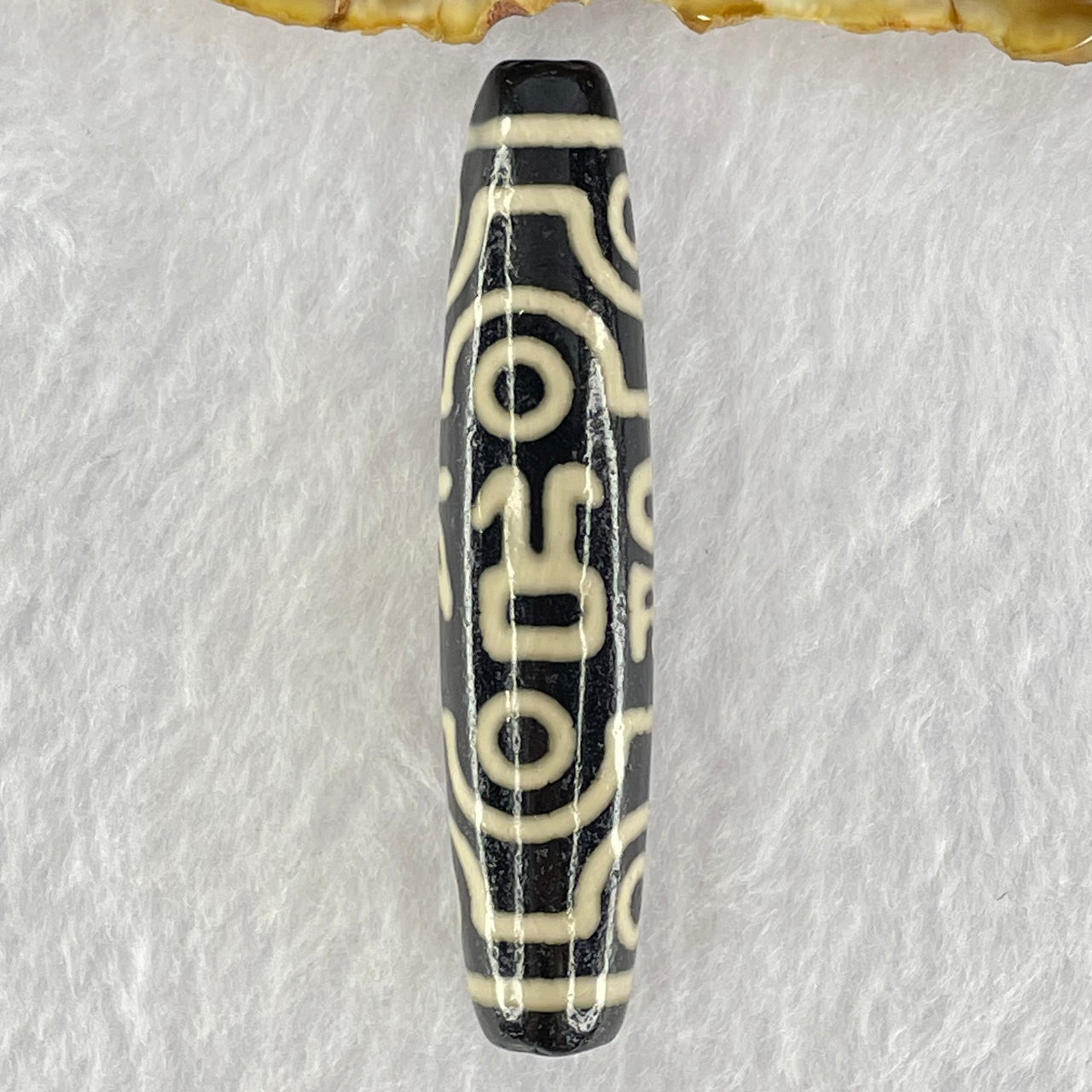 Natural Powerful Tibetan Old Oily Agate 8 Eyes Om Mani Padme Hum Dzi Bead Heavenly Master (Tian Zhu) 六字箴言八眼天珠 15.06g 58.8 by 12.9mm - Huangs Jadeite and Jewelry Pte Ltd