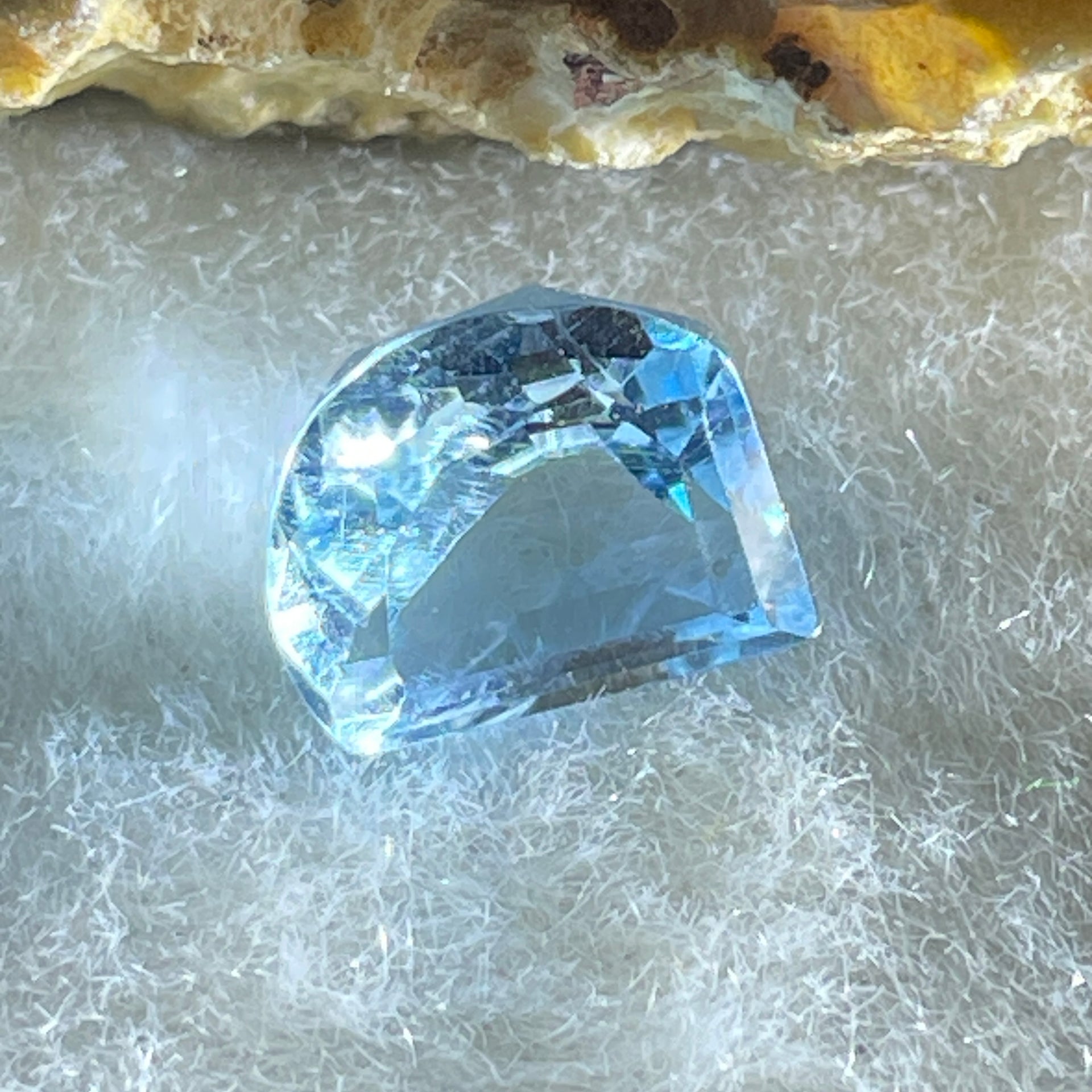 Natural Sky Blue Topaz Trillion Shape 2.59ct 9.0 by 7.1 by 4.7mm - Huangs Jadeite and Jewelry Pte Ltd