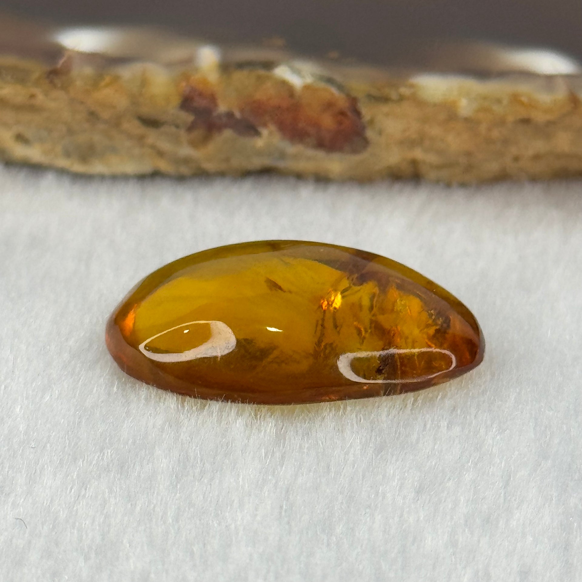 Natural Amber for Setting 1.63g 24.8 by 16.8 by 6.8mm - Huangs Jadeite and Jewelry Pte Ltd