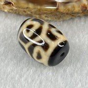Natural Powerful Tibetan Old Oily Agate 6 Hearts Tortoise Shell Dzi Bead Heavenly Master (Tian Zhu) 六心龟壳天珠 5.01g 18.1 by 13.1mm - Huangs Jadeite and Jewelry Pte Ltd