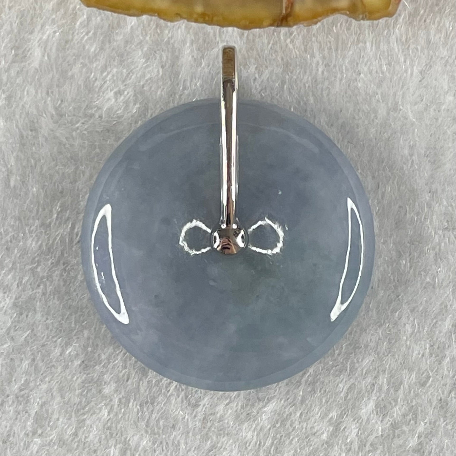 Type A Deep Intense Lavender Jadeite Ping An Kou Donut in 18K White Gold AU750 Clasps 7.44g 23.5 by 5.9mm - Huangs Jadeite and Jewelry Pte Ltd