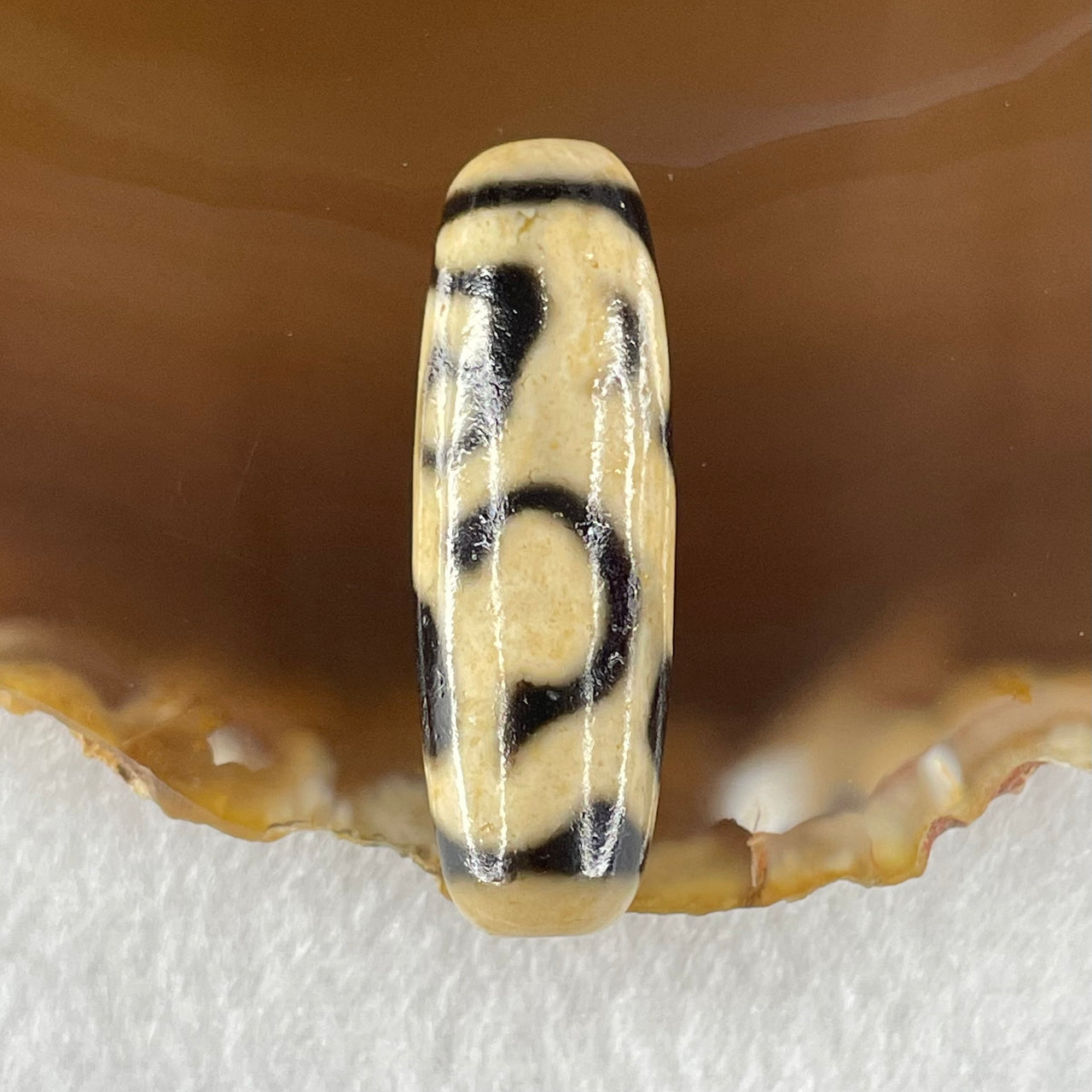 Natural Powerful Tibetan Old Oily Monkey Agate Dzi Bead Heavenly Master (Tian Zhu) 猴天珠 9.14g 37.8 by 12.5mm - Huangs Jadeite and Jewelry Pte Ltd