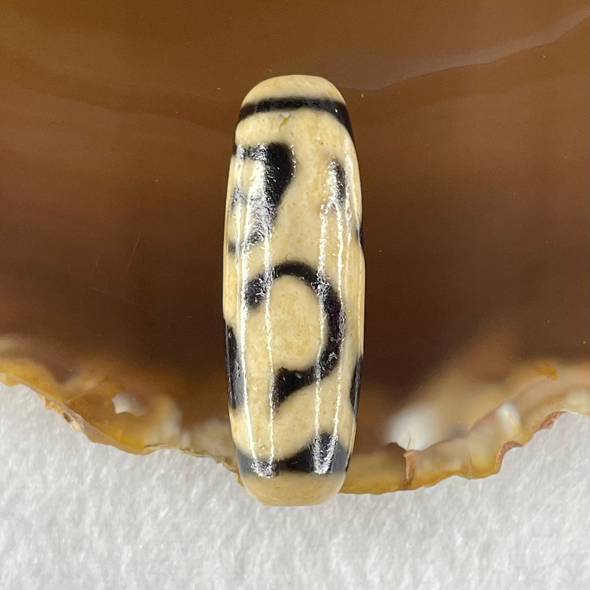 Natural Powerful Tibetan Old Oily Monkey Agate Dzi Bead Heavenly Master (Tian Zhu) 猴天珠 9.14g 37.8 by 12.5mm - Huangs Jadeite and Jewelry Pte Ltd