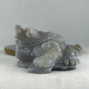 Natural White with Blueish Wuji Grey Agate with white Quartz 3 Legged Toast Display 637.7g 132.0 by 96.0 by 60.0mm - Huangs Jadeite and Jewelry Pte Ltd