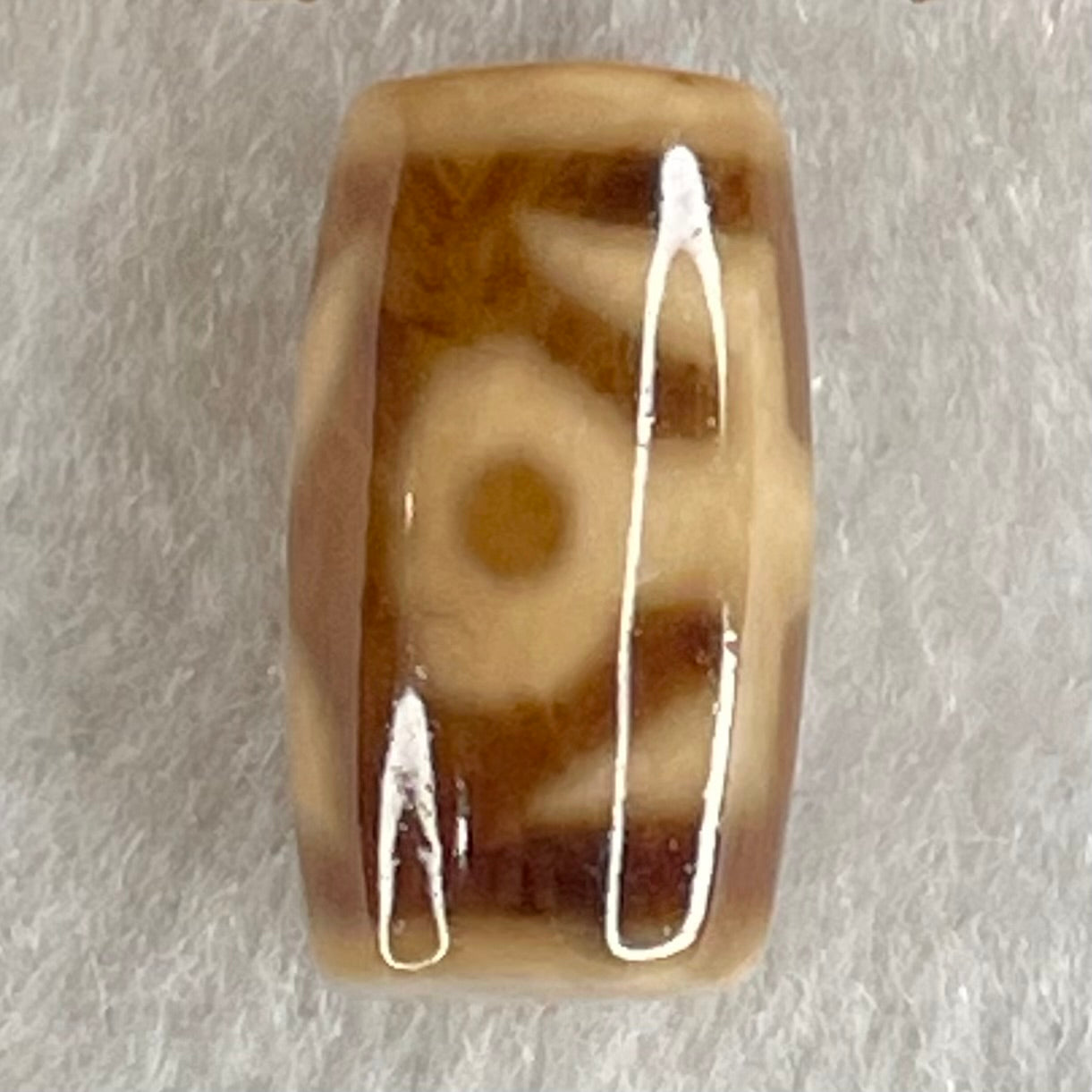 Natural Powerful Tibetan Old Oily Agate Patina Guiren Tairen Human Dzi Bead Totem Amulet Heavenly Master (Tian Zhu) 贵人天诛 4.79g 20.3 by 11.6mm - Huangs Jadeite and Jewelry Pte Ltd
