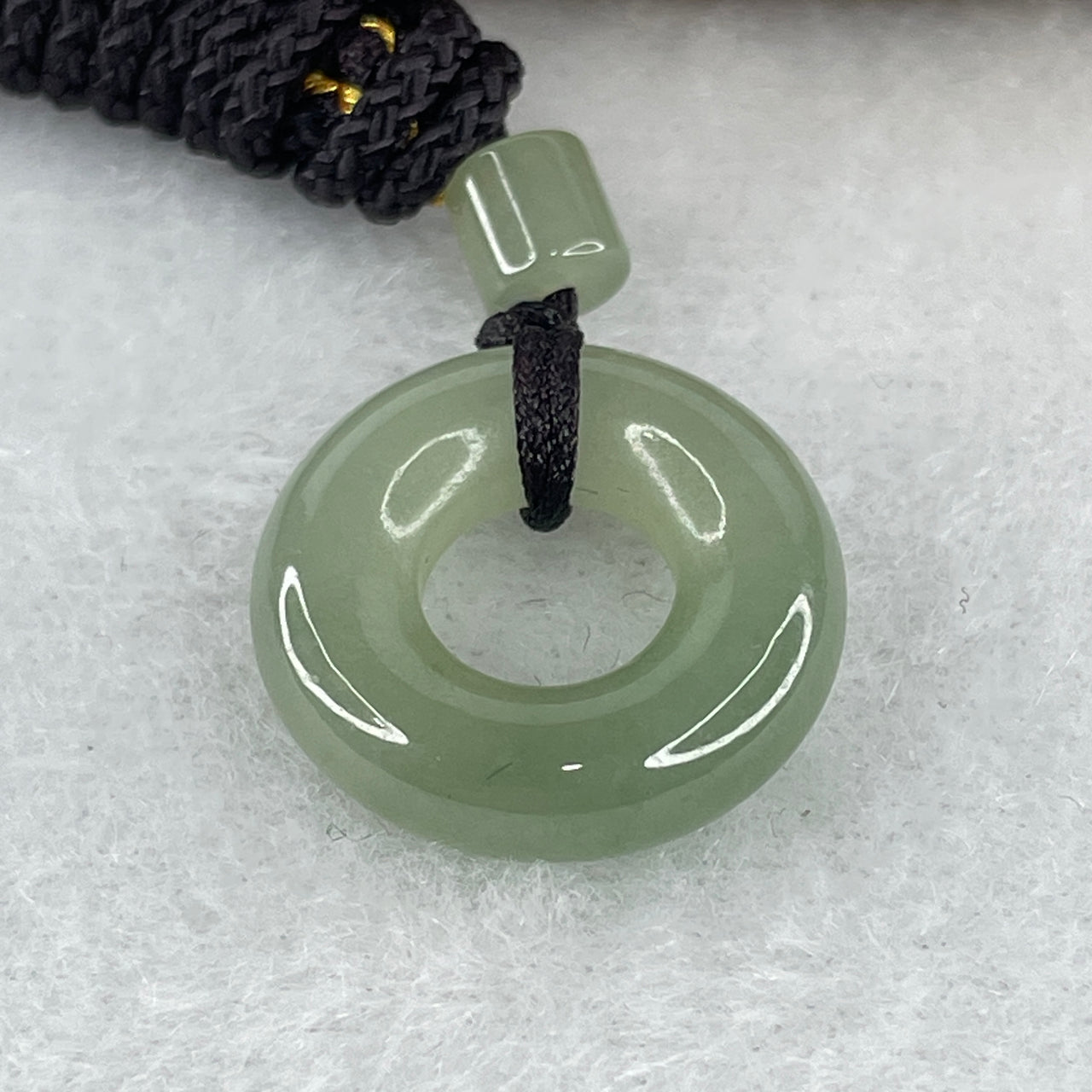 Natural Type A Green Jadeite Donut Pendant | Traditional Zen Harmony Ping An Kou Amulet | Deluxe Minimalist Sacred Talisman Showcase (4.43g | 17.7x5.0mm)
