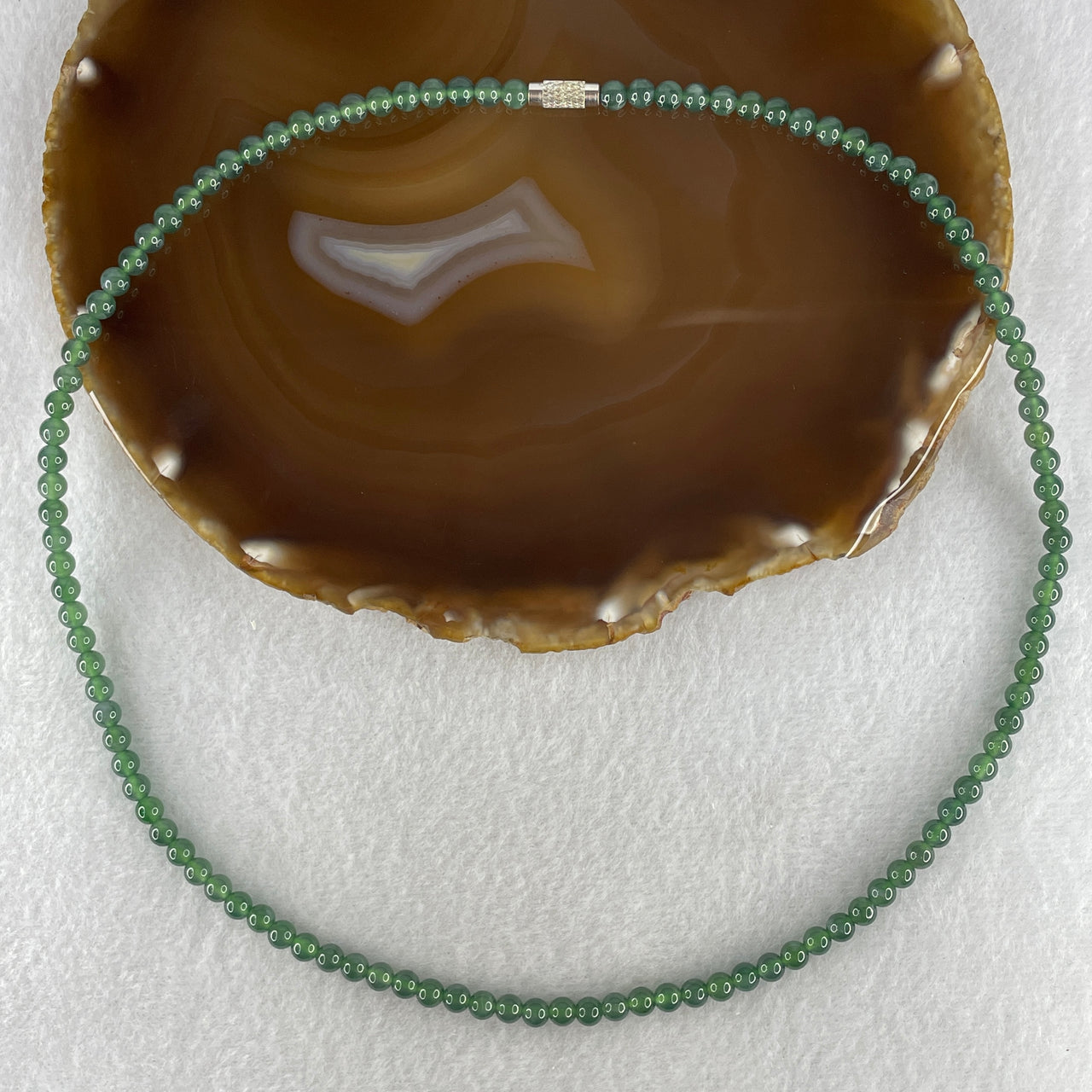 Very Good Grade Natural Type A Icy Intense Blueish Green Jadeite Beads Necklace 20.53g 49cm 4.8mm 112 Beads