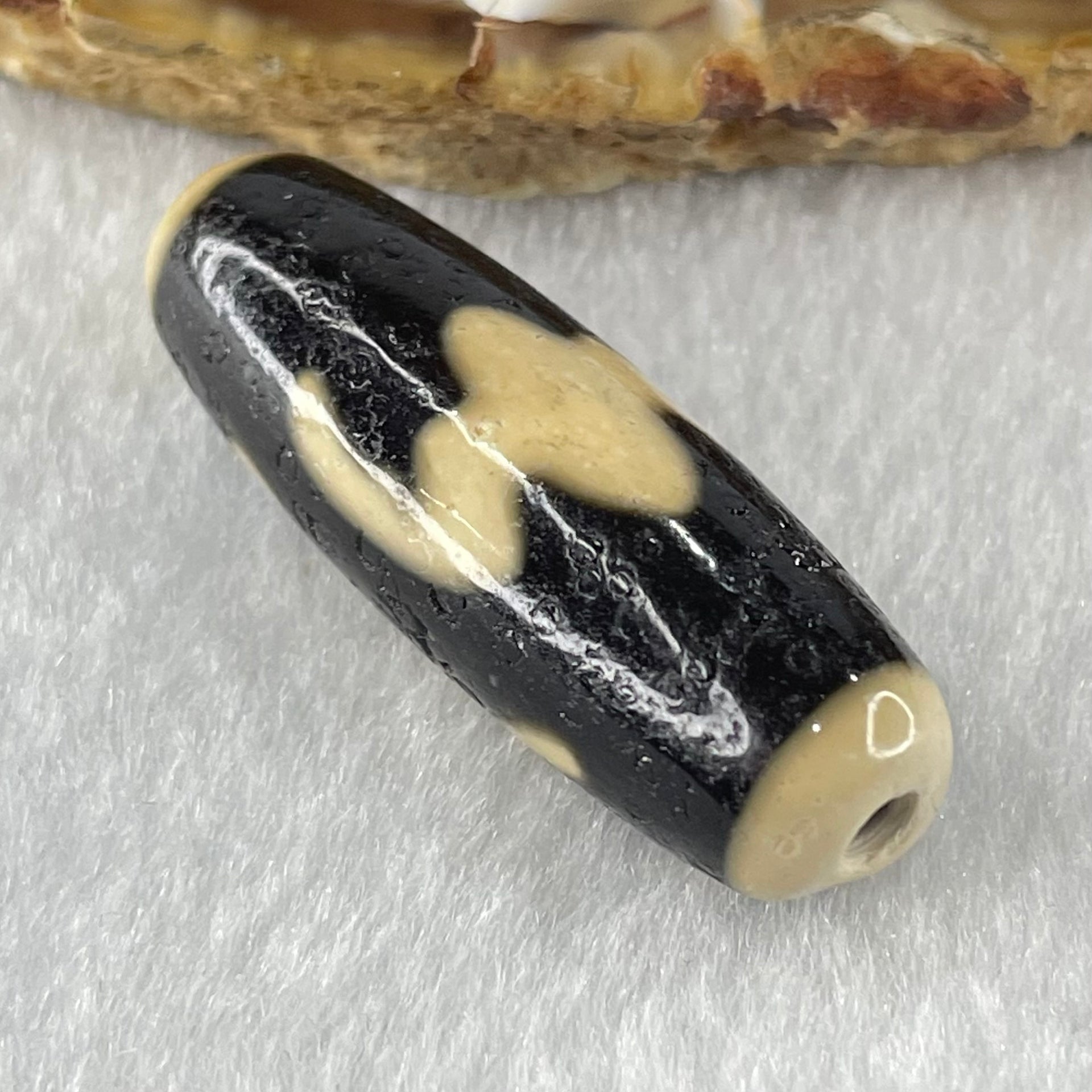 Natural Powerful Tibetan Old Oily Agate Bat with Insect or Happiness Fu Shou Dzi Bead Heavenly Master (Tian Zhu) 蝙蝠昆虫天珠 9.19g 37.7 by 12.5mm - Huangs Jadeite and Jewelry Pte Ltd