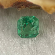Natural Colombia Green Emerald (Beryl) Cut-Cornered Rectangular step cut 0.85ct 5.3 by 4.9 by 4.4mm - Huangs Jadeite and Jewelry Pte Ltd
