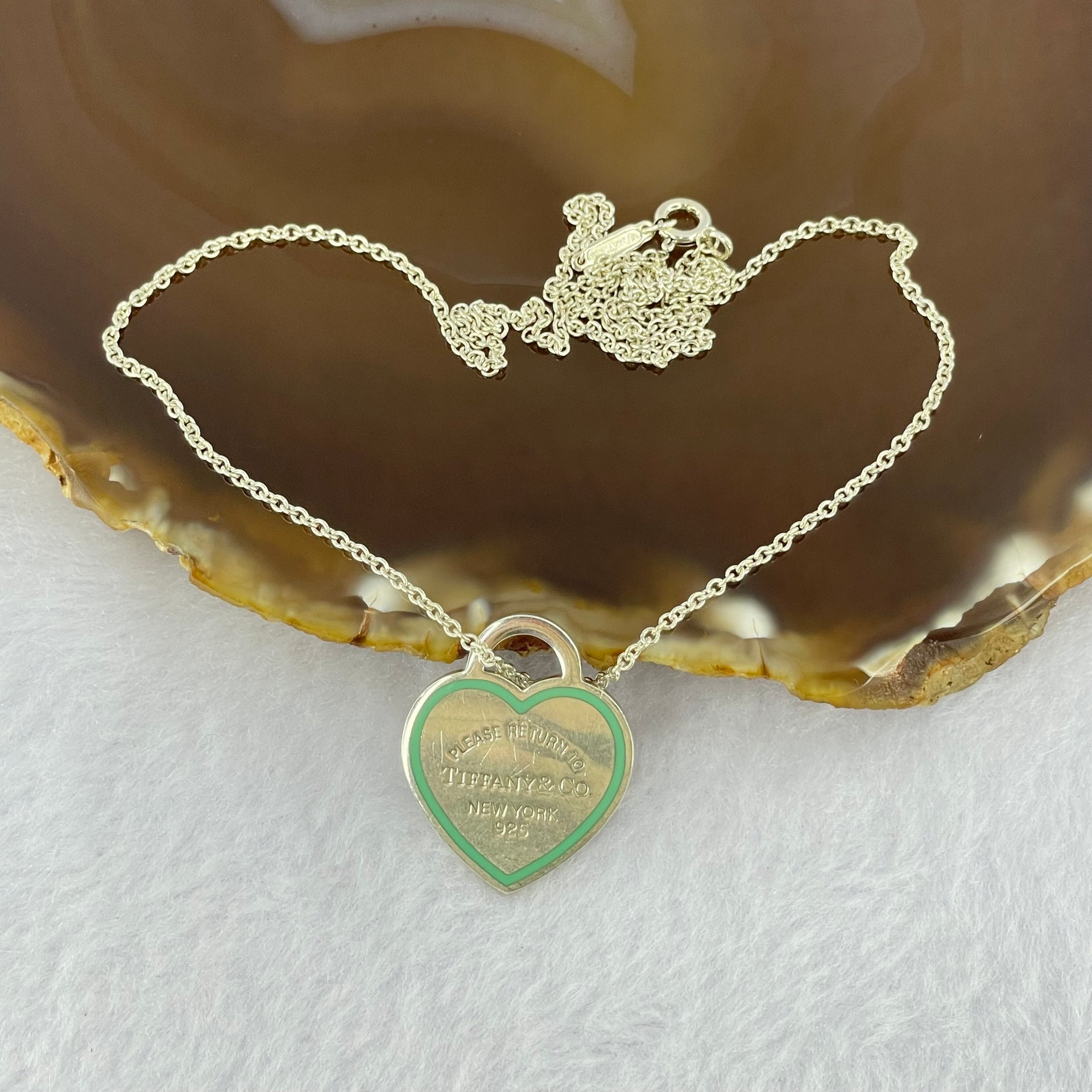 (Pre-Love) S925 Sliver Tiffany & Co Heart Necklace 7.84g 25.4 by 20.7 by 1.8mm - Huangs Jadeite and Jewelry Pte Ltd