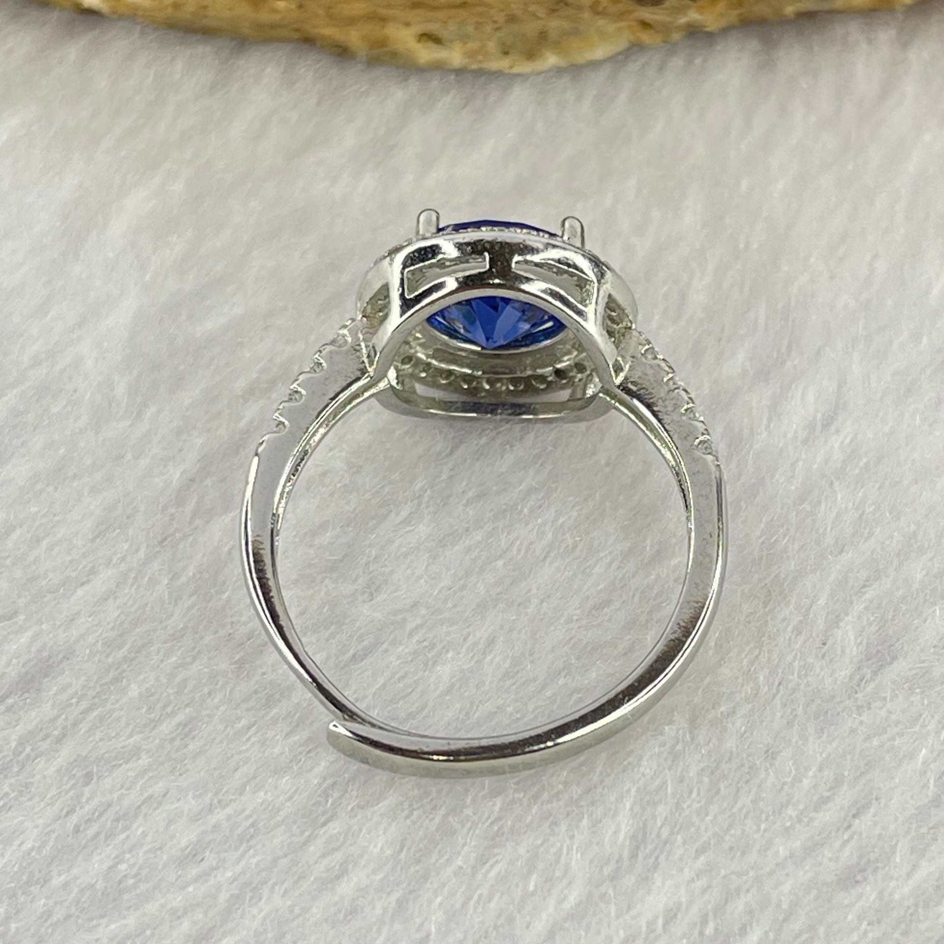 Blue Cubic Zirconia with Crystals in PT950 Plated Sliver Ring (Adjustable Size) 2.28g 7.8 by 4.8mm - Huangs Jadeite and Jewelry Pte Ltd