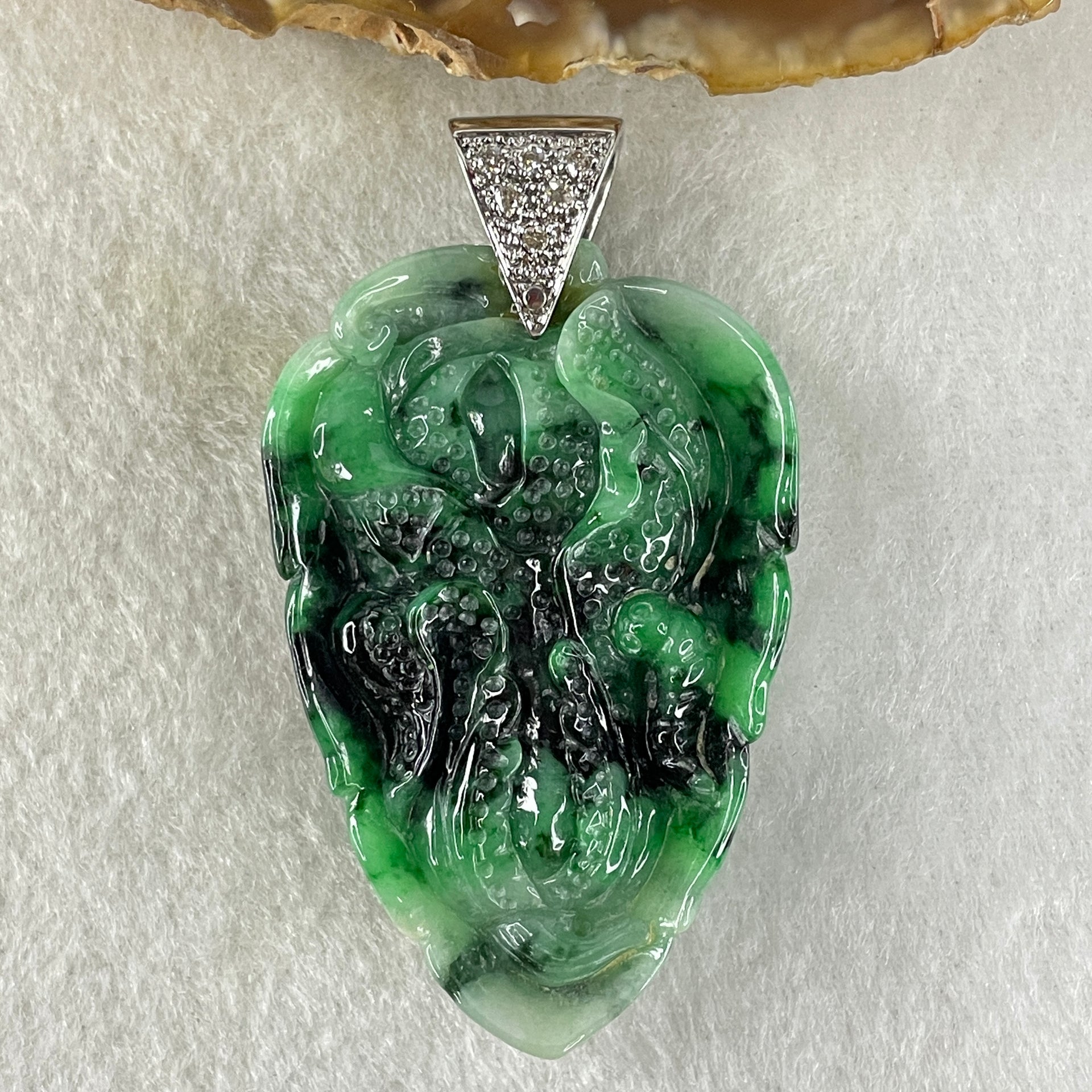 Antique Natural Type A Translucent Light Green with Old Mine Spicy Green and Dark Green Piao Hua Jadeite Leaf and Cabbage approx. 53.57 by 34.67 by 12.26mm in S925 Silver and Natural Diamonds Pendant 58.51g (152.22cts) BIG Cert. B010995 - Huangs Jadeite and Jewelry Pte Ltd