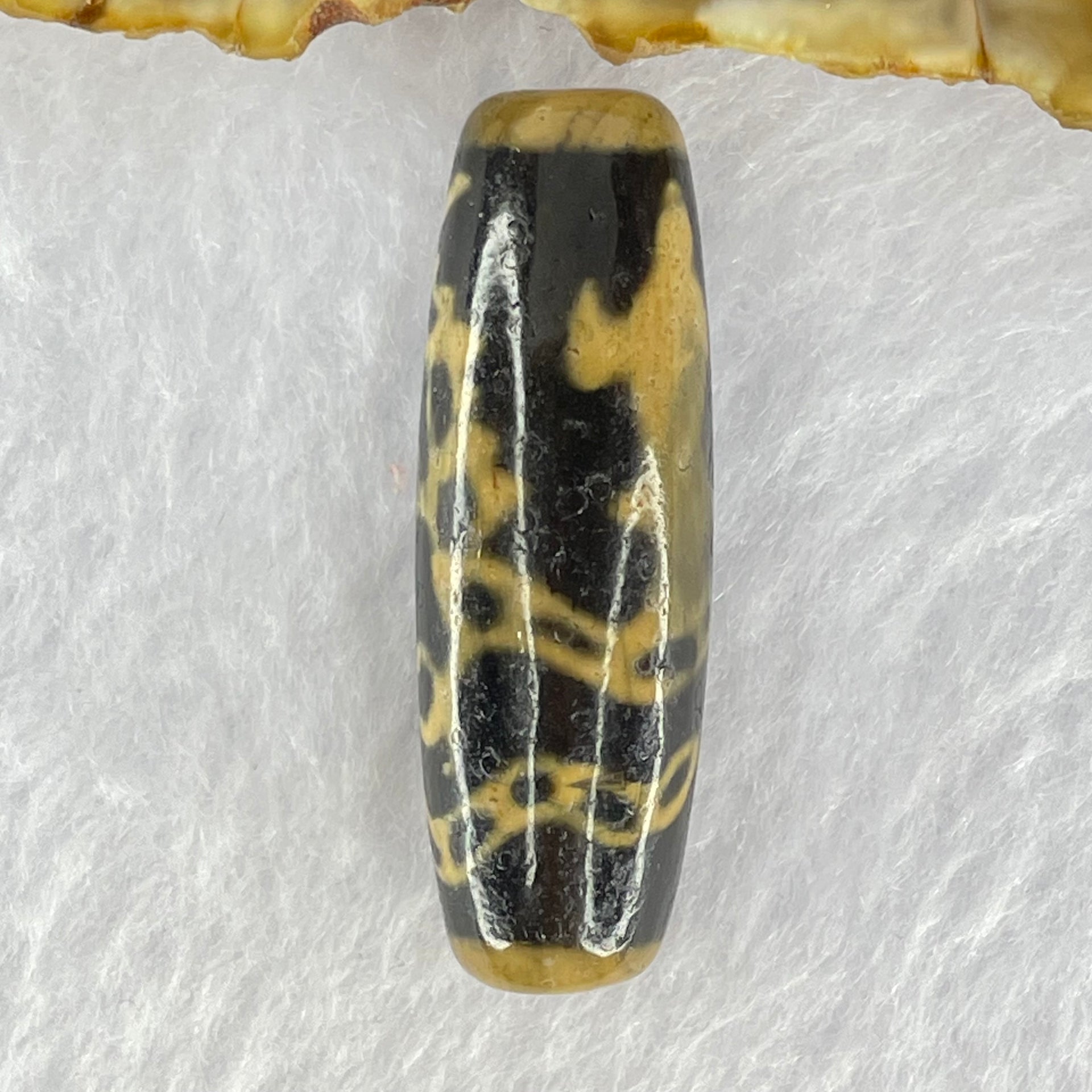 Natural Powerful Tibetan Old Oily Agate Guan Yin on Dragon Dzi Bead Heavenly Master (Tian Zhu) 观音龙天珠 9.23g 38.0 by 12.4mm - Huangs Jadeite and Jewelry Pte Ltd