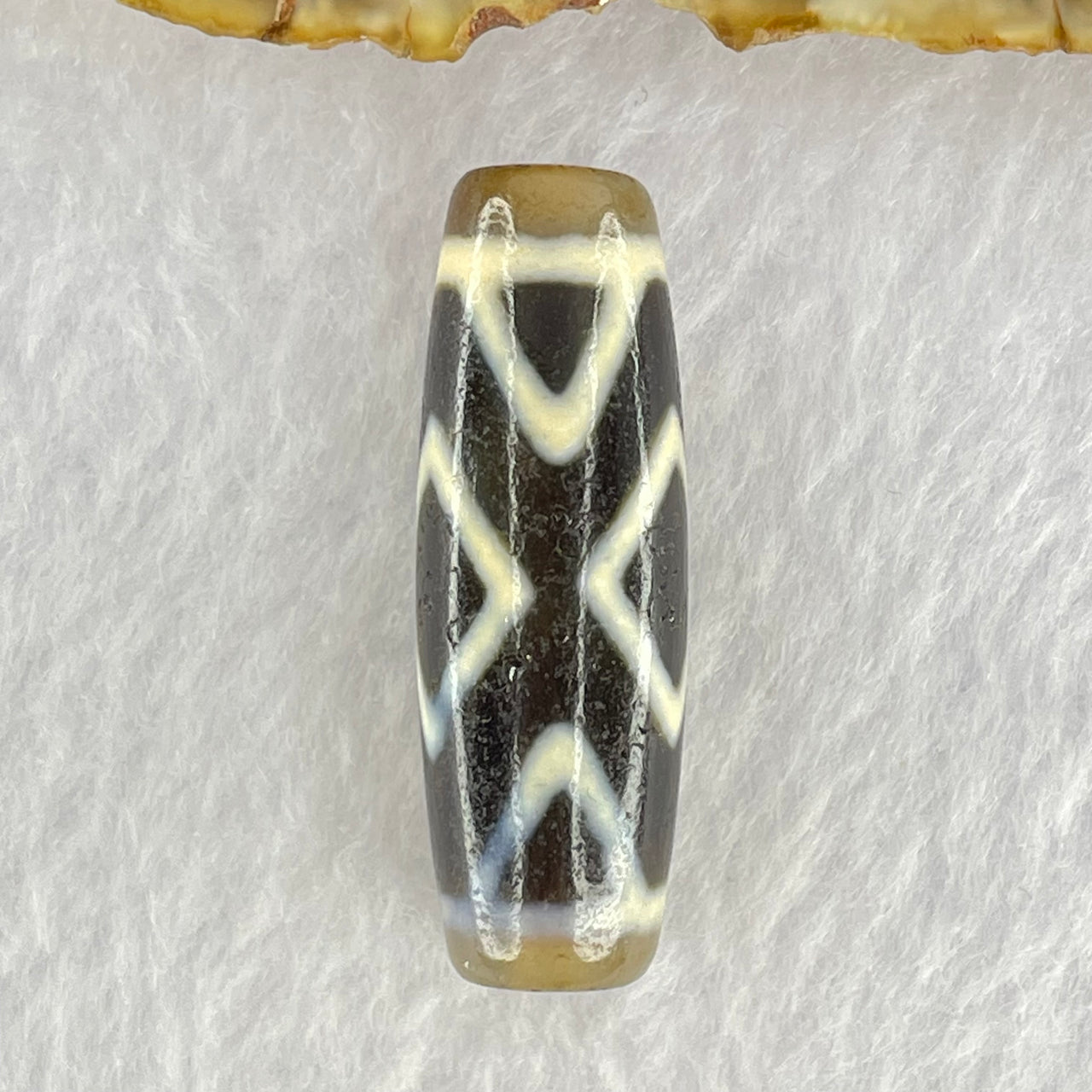 Natural Powerful Tibetan Old Oily Agate 3-Eye Vajra Dzi Bead Heavenly Master (Tian Zhu) 三眼天珠 10.20g 38.4 by 12.9mm - Huangs Jadeite and Jewelry Pte Ltd