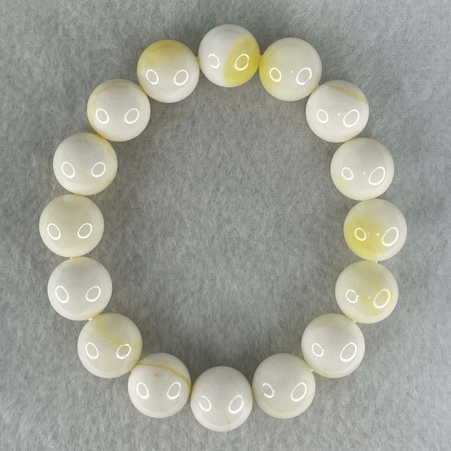 Natural Tridacna Sea Shell Beads Bracelet 46.58g 17cm 12.5mm 16 Beads - Huangs Jadeite and Jewelry Pte Ltd