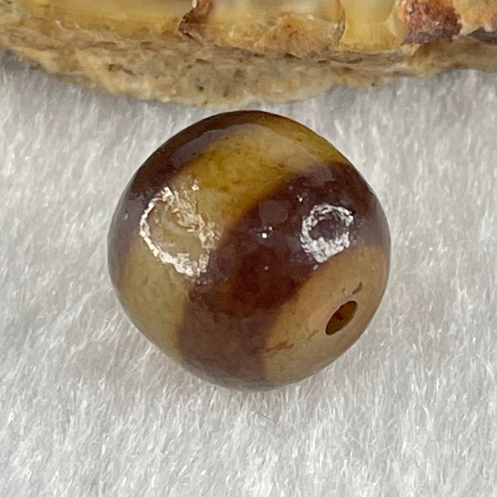 Natural Powerful Tibetan Old Oily Agate 1 Line Dzi Bead Heavenly Master (Tian Zhu) 1.86g 10.1 by 10.9mm - Huangs Jadeite and Jewelry Pte Ltd