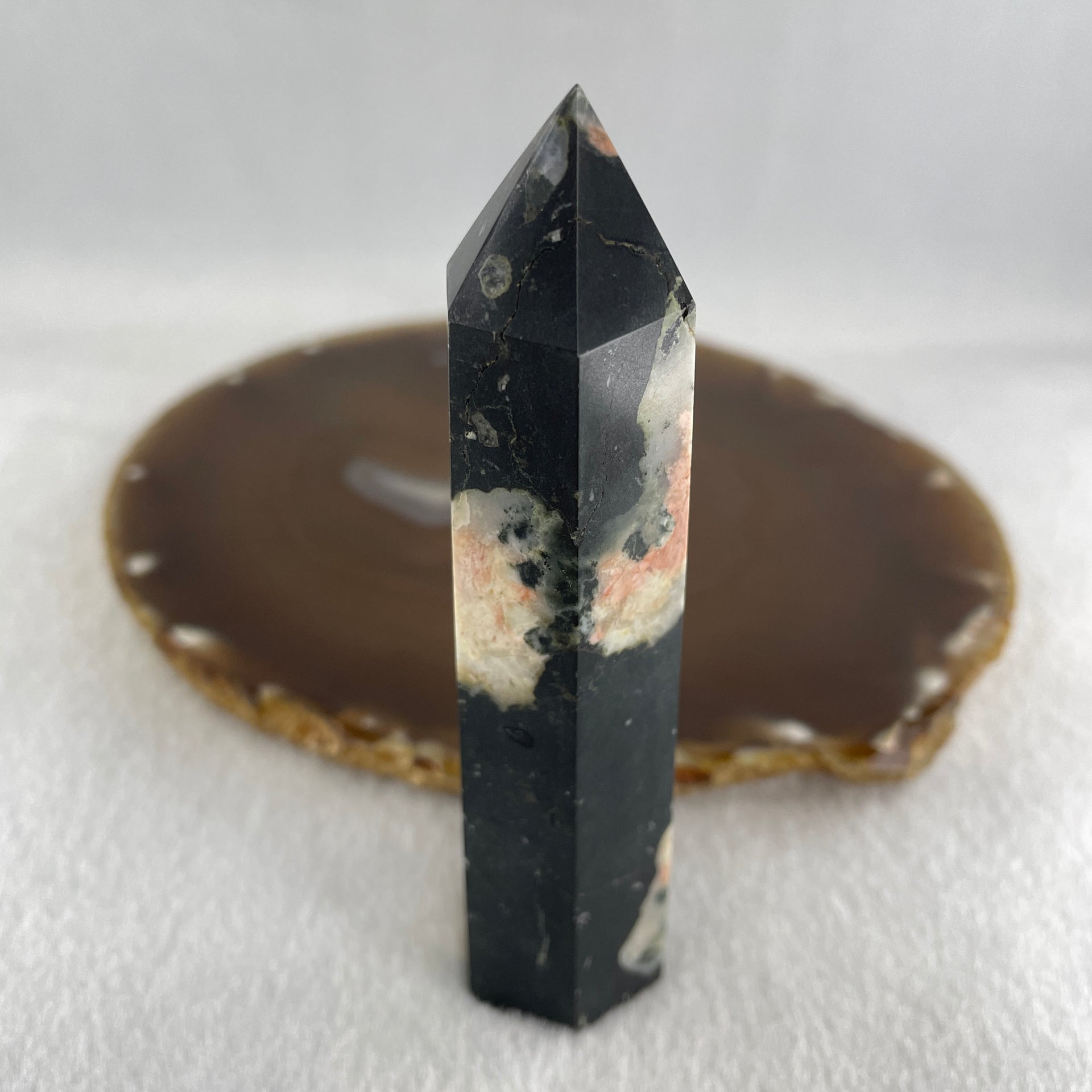 Natural Green Jasper Quartz Tower Display 103.75g 103.1 by 26.3. by 23.1mm - Huangs Jadeite and Jewelry Pte Ltd