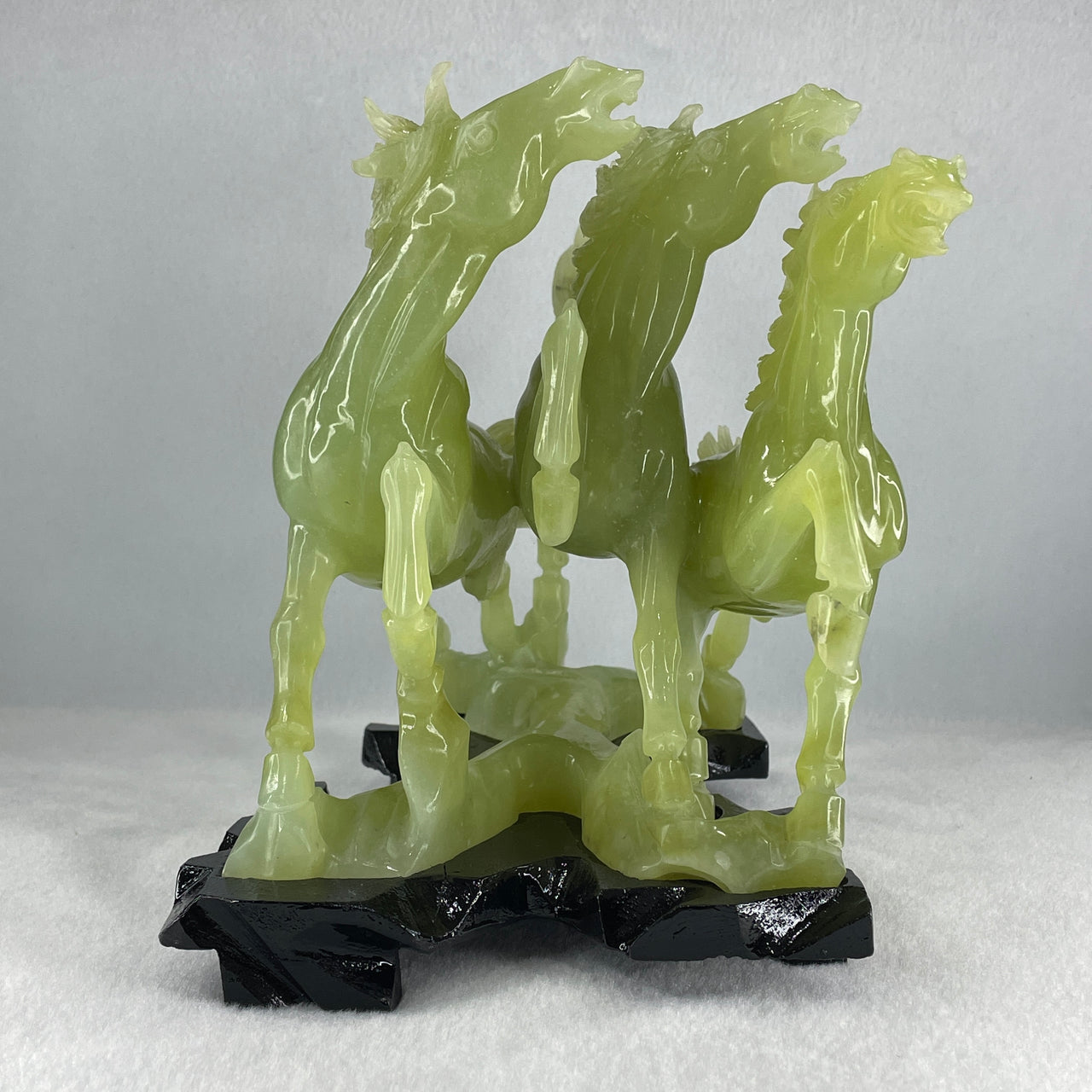 Natural Yellowish Green Serpentine 3 Victory Horse with Wooden Stand Display 1,929.3g 198.0 r we by 166.0 by 200.0mm