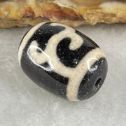 Natural Powerful Tibetan Old Oily Black White Agate Green Tara Dzi Bead Heavenly Master (Tian Zhu) 绿度母天珠 4.99g 17.9 by 13.4mm - Huangs Jadeite and Jewelry Pte Ltd