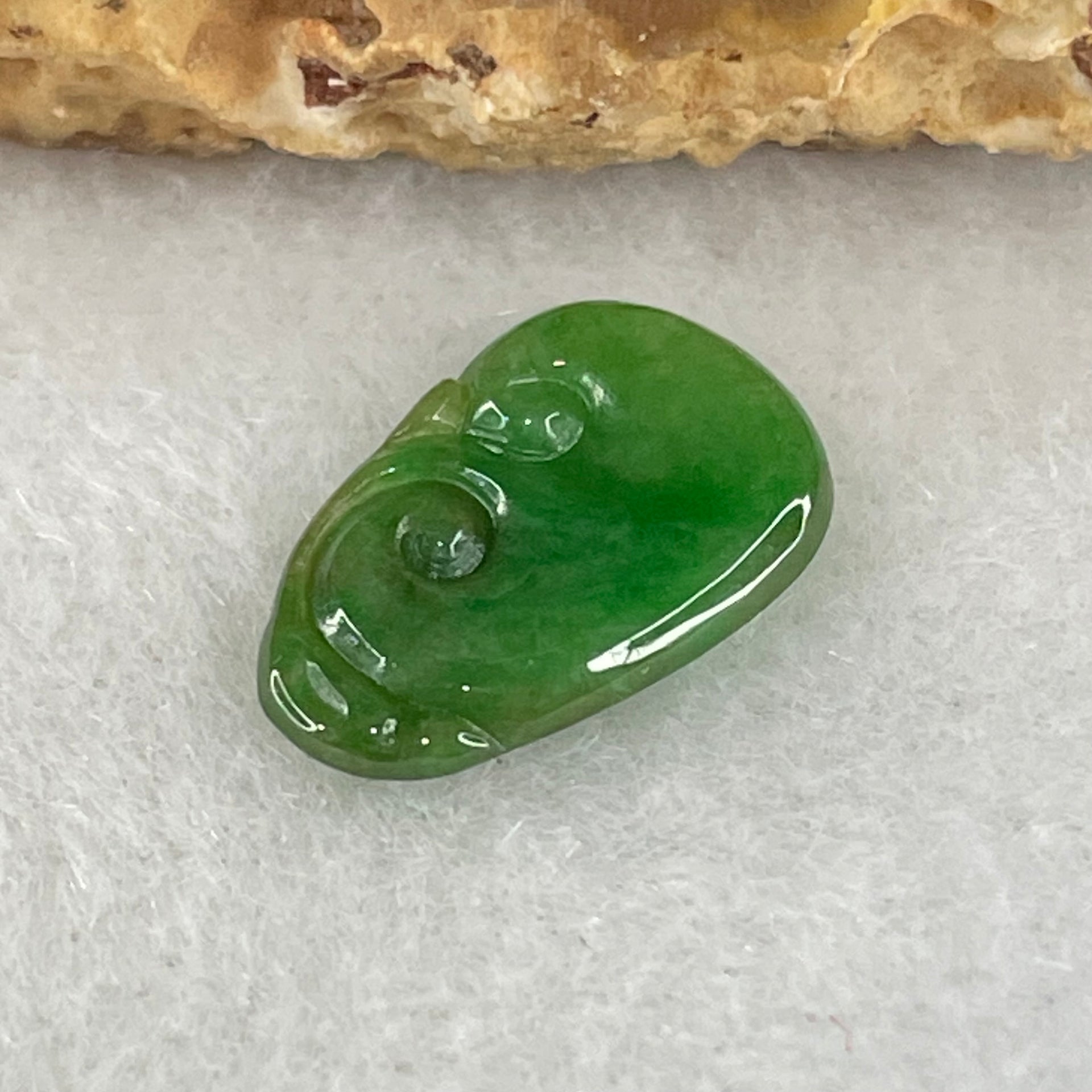 Type A Old Mine Spicy Green Jadeite Ruyi Charm Stone For Setting 0.41g 13.8 by 8.8 by 1.6mm - Huangs Jadeite and Jewelry Pte Ltd