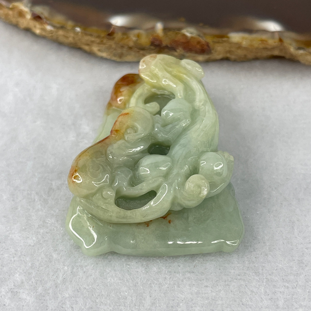 Natural Type A Light Green & Reddish Jadeite Pixiu Pendant | 100% Untreated Dual-Color Pi Yao Wealth Beast | Large Statement Fei Cui Jade Pendant (29.38g | 44.5 × 31.3 × 13.2mm)