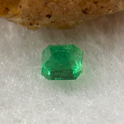 Natural Colombia Green Emerald (Beryl) Cut-Cornered Rectangular step cut 0.53ct 4.6 by 4.2 by 3.4mm - Huangs Jadeite and Jewelry Pte Ltd