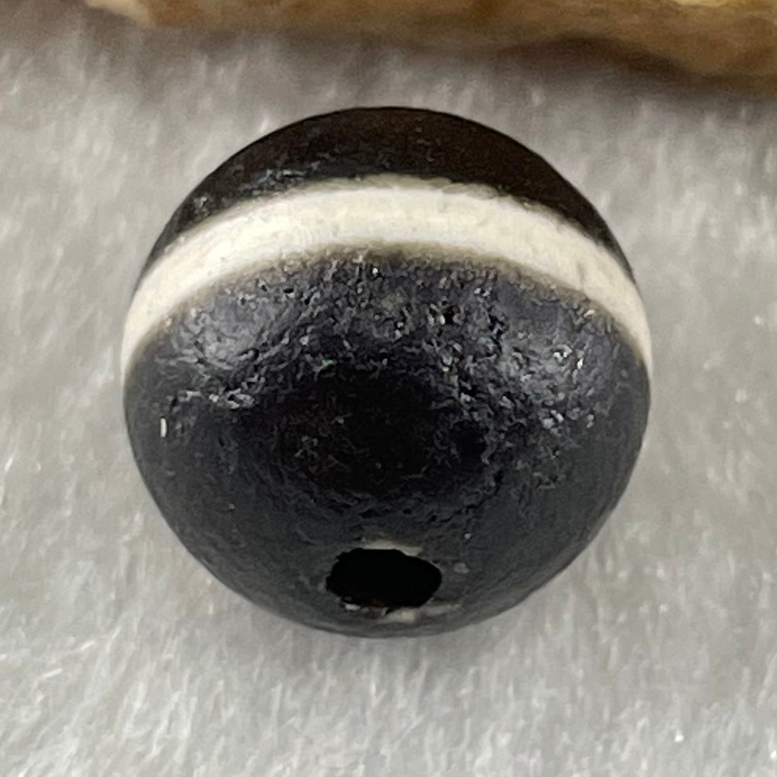 Natural Powerful Tibetan Old Oily Agate 1 Lines Dzi Bead Heavenly Master (Tian Zhu) 1.43g 10.0 by 10.4mm - Huangs Jadeite and Jewelry Pte Ltd