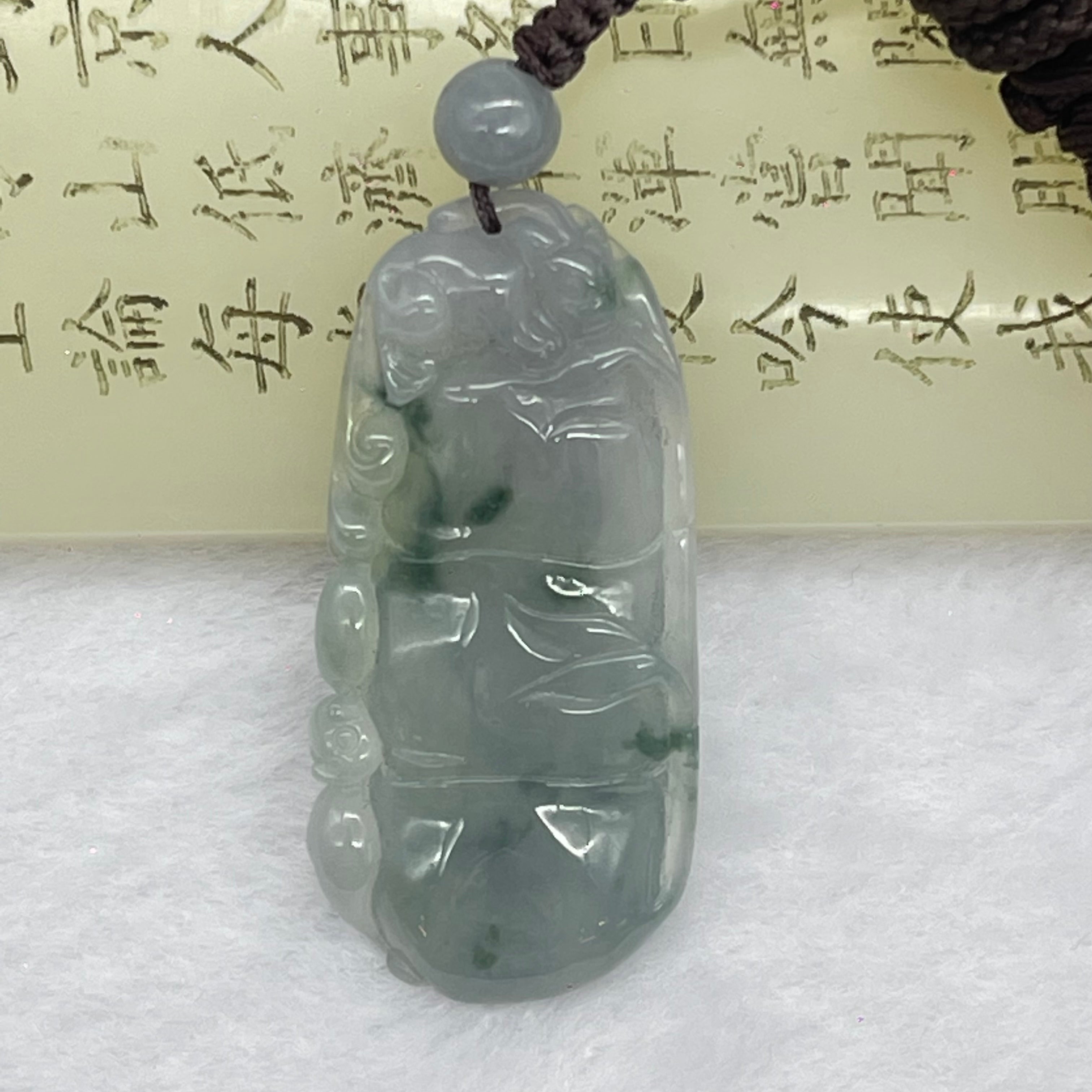 Pi Xiu 貔貅翡翠新加坡水晶礼品创意风水财富 Pi Xiu 貔貅翡翠新加坡水晶礼品创意风水财富