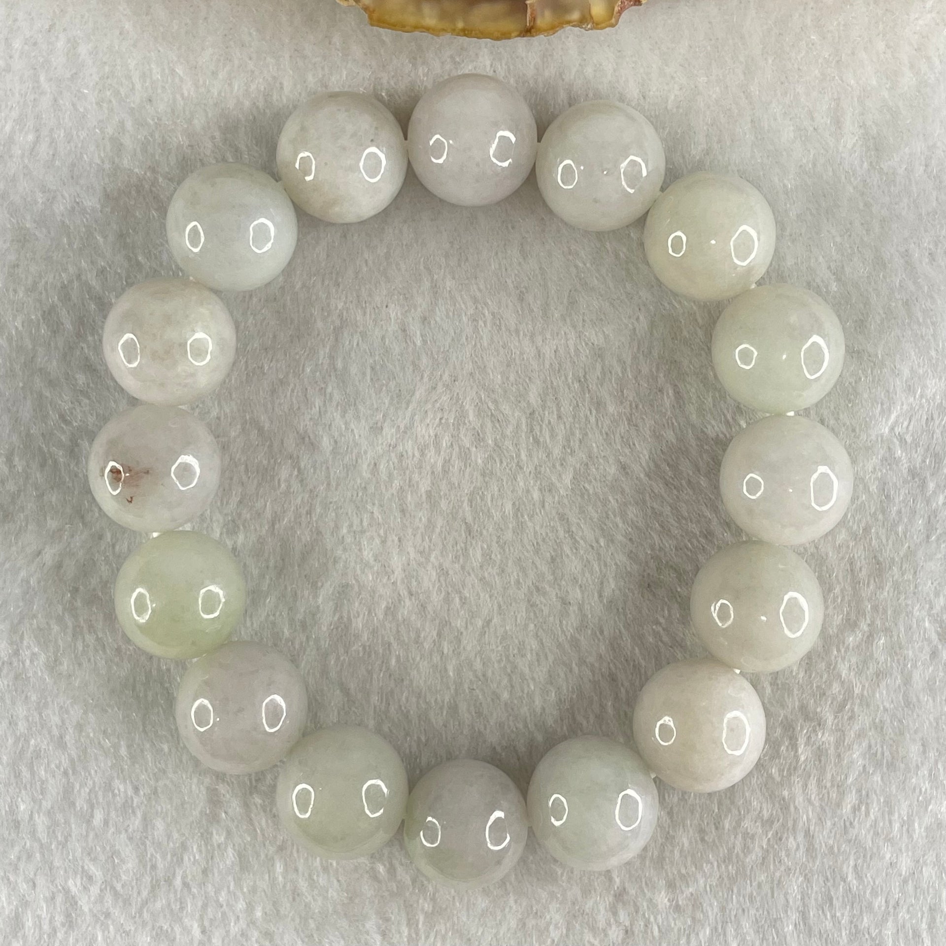 Type A Light Green with Slight Light Lavender Jadeite Beads Bracelet 55.30g 16cm 12.7mm 16 Beads - Huangs Jadeite and Jewelry Pte Ltd