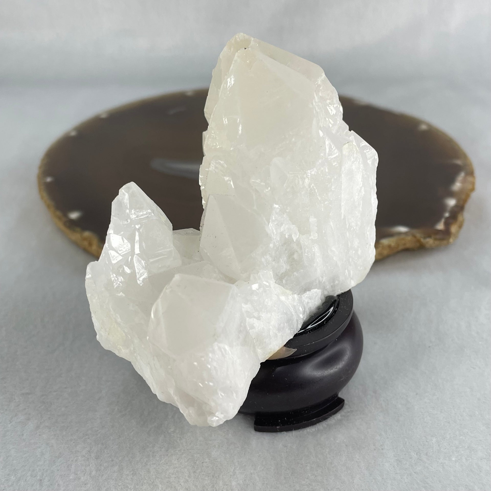 Natural Milky White Quartz Display 228.89g 81.1 by 47.3 by 83.7mm - Huangs Jadeite and Jewelry Pte Ltd