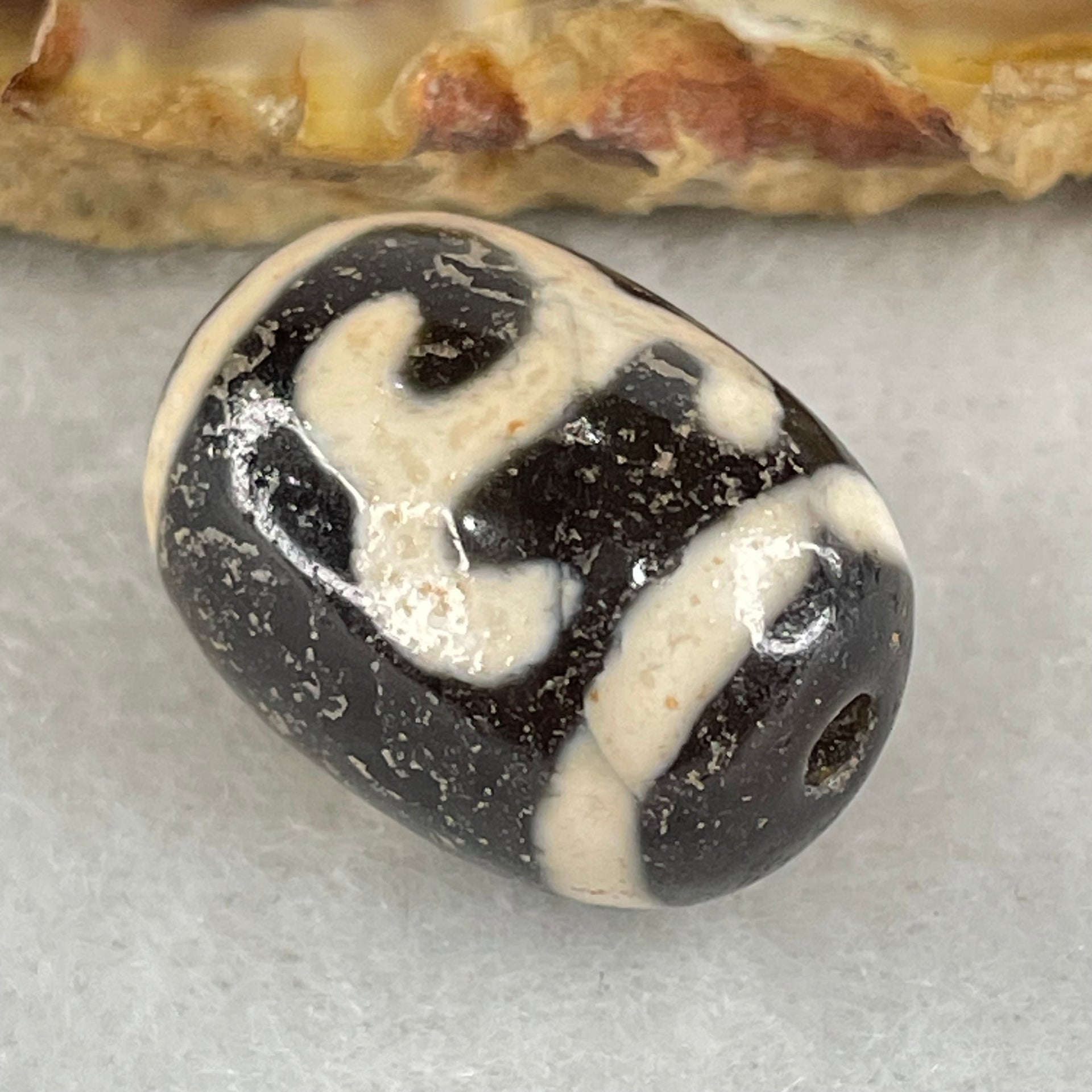 Natural Powerful Tibetan Old Oily Black White Agate Green Tara Dzi Bead Heavenly Master (Tian Zhu) 绿度母天珠 4.50g 17.7 by 12.9mm - Huangs Jadeite and Jewelry Pte Ltd