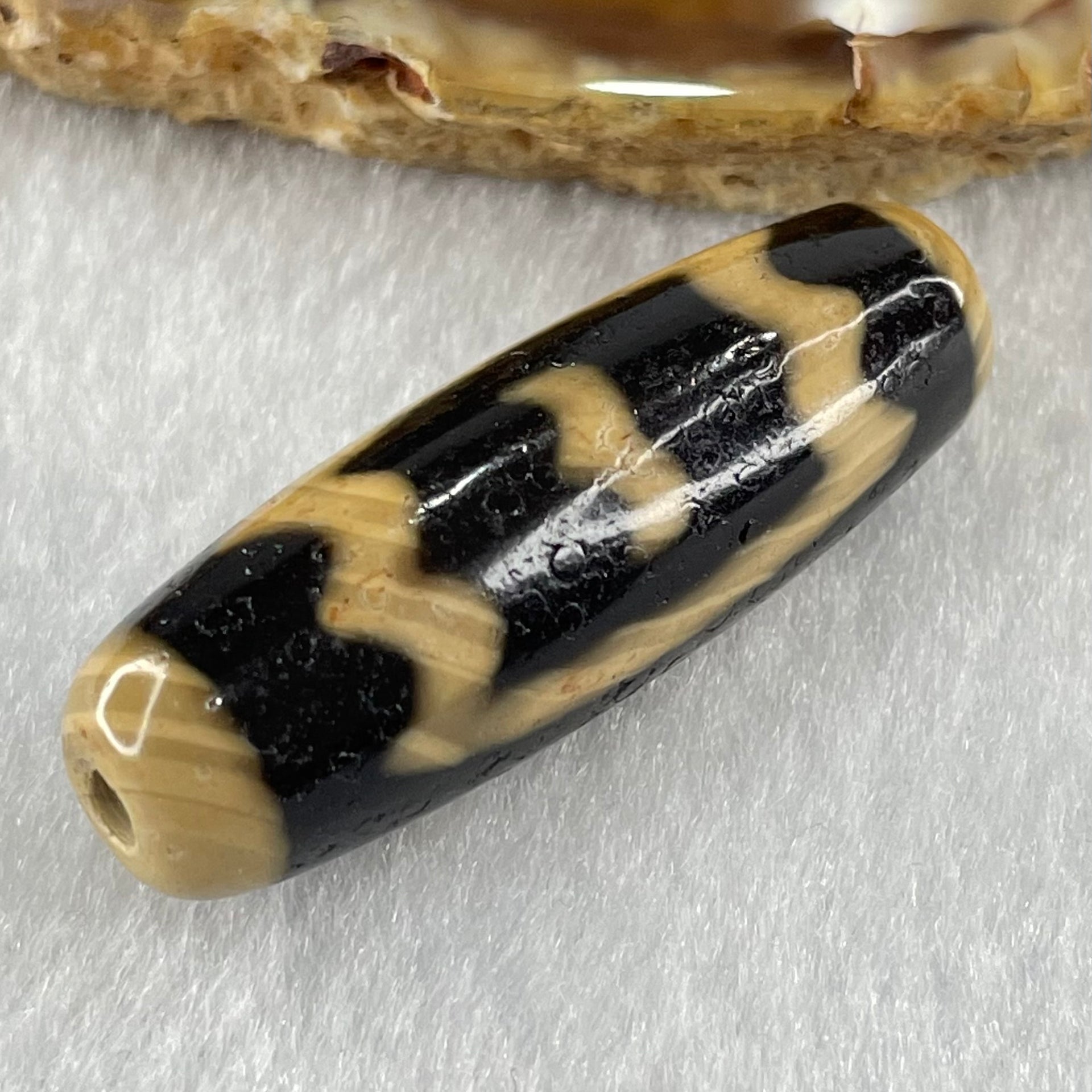 Natural Powerful Tibetan Old Oily Agate Double Garuda Dzi Bead Heavenly Master (Tian Zhu) 8.65g 37.0 by 12.2mm - Huangs Jadeite and Jewelry Pte Ltd