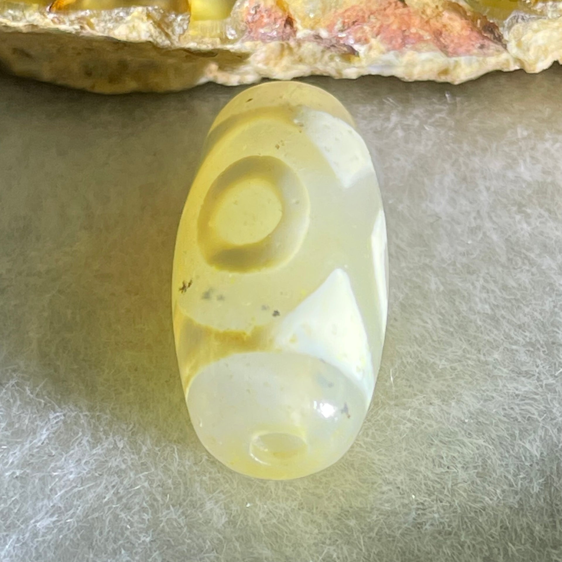 Natural Powerful Tibetan Old Oily Agate 3 Eyes Dzi Bead Heavenly Master (Tian Zhu) 三眼天诛 2.99g 20.0 by 10.1mm - Huangs Jadeite and Jewelry Pte Ltd