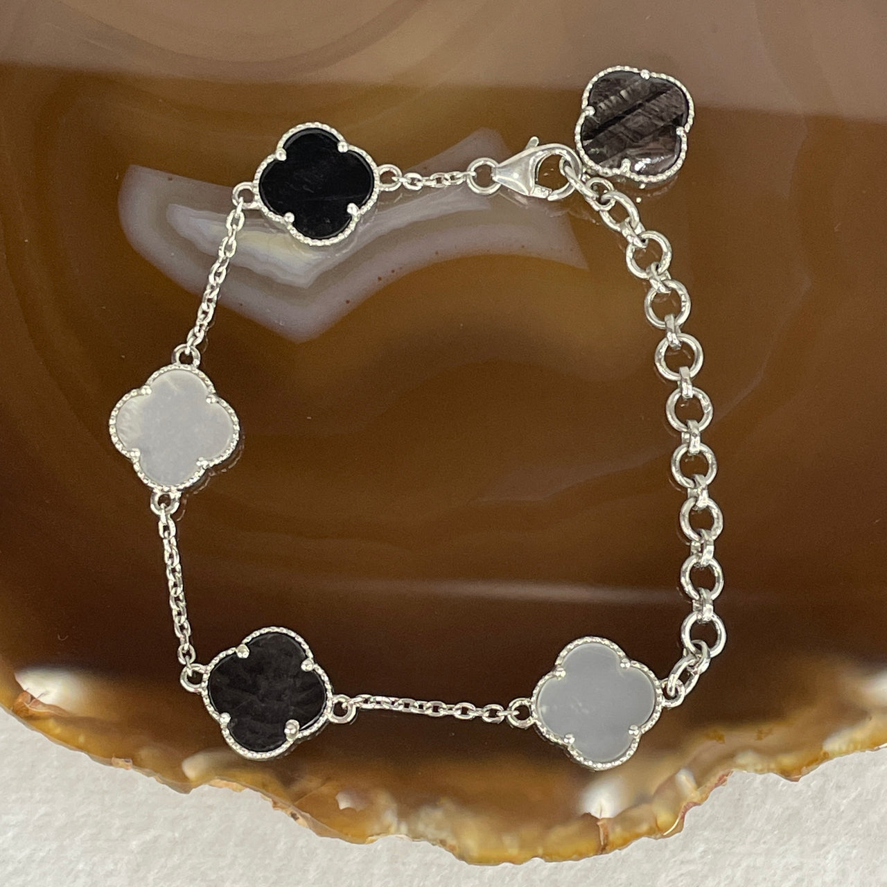 Natural Hypersthene & White Mother of Pearl Four-Leaf Clover Bracelet | Sterling Silver | Adjustable 15-18cm Reversible Luxury Talisman (12.21g 12.5x3.0mm)