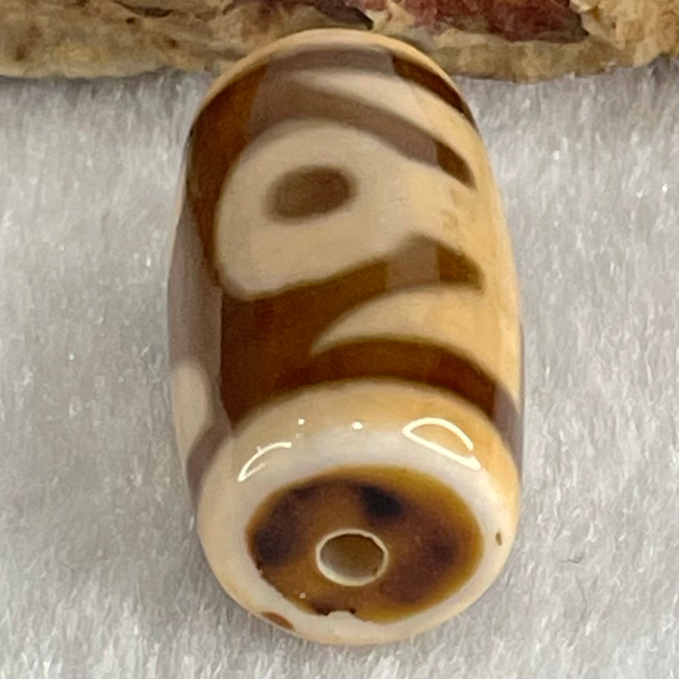 Natural Powerful Tibetan Old Oily Agate Patina Guiren Tairen Human Dzi Bead Totem Amulet Heavenly Master (Tian Zhu) 贵人天诛 4.91g 20.7 by 11.8mm - Huangs Jadeite and Jewelry Pte Ltd