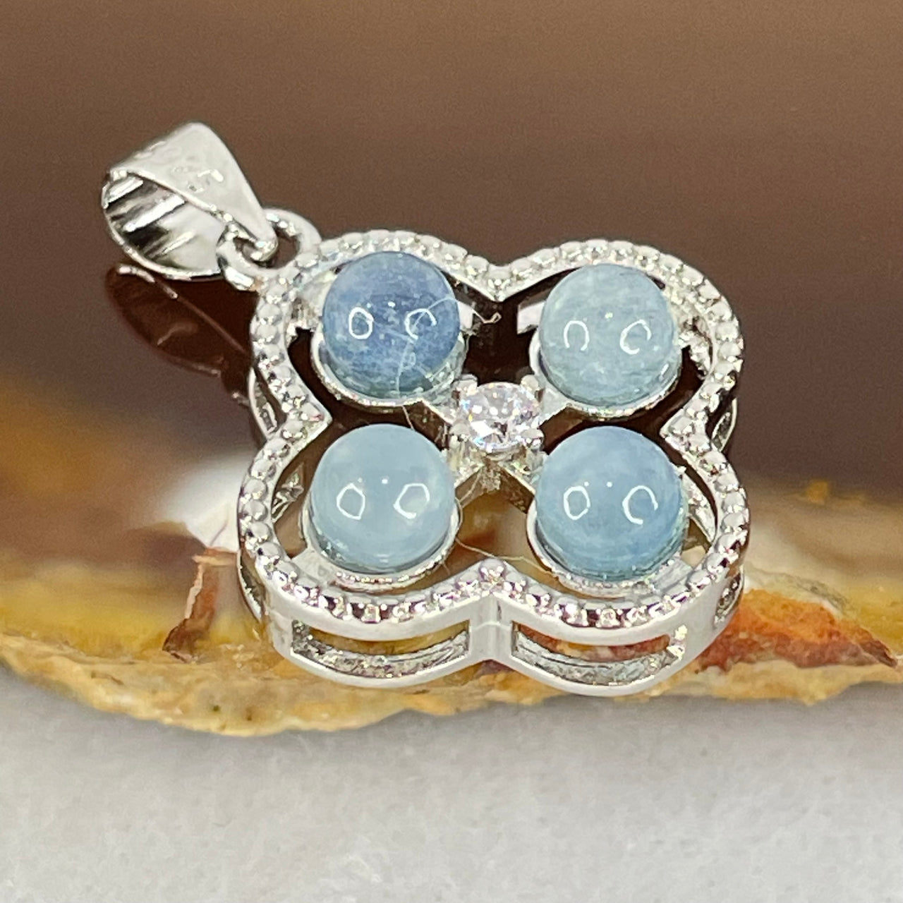 Above Average Grade Rare Natural Blue Dumortierite Rutilated Quartz in S925 Four Leaf Clover Pendant 2.21g 4.0mm 4pcs - Huangs Jadeite and Jewelry Pte Ltd