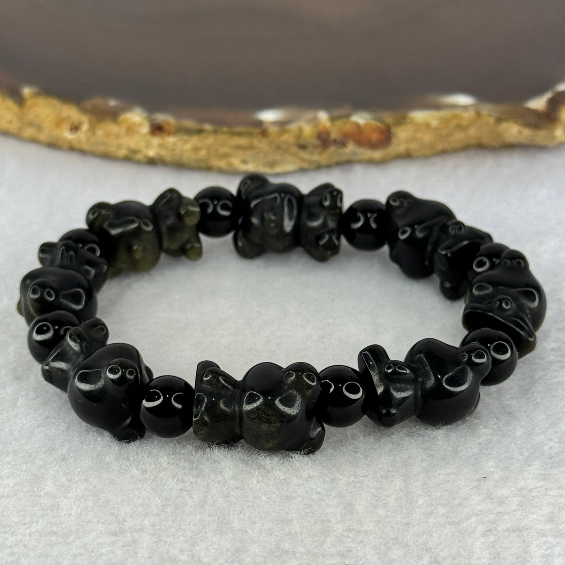 Obsidian Bear 17.5 by 12.8 by 11.7mm 8pcs and Beads 8.3mm 8pcs Charms Bracelet 27.92g 15.5cm - Huangs Jadeite and Jewelry Pte Ltd