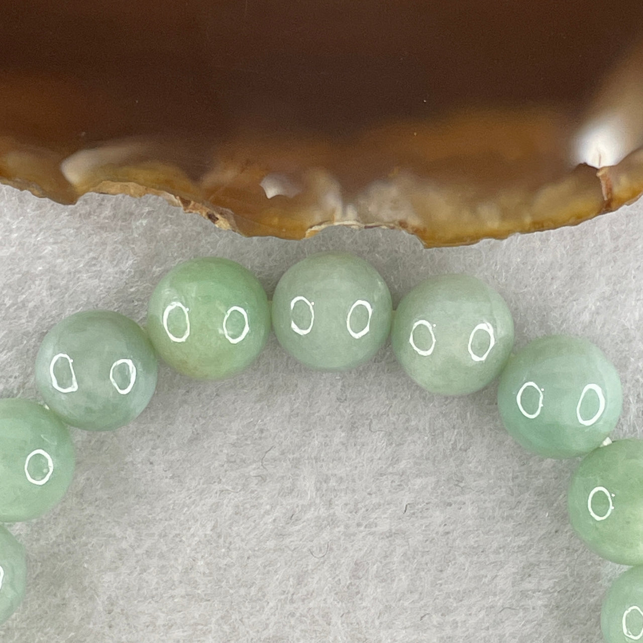 Certified Natural Type A Light Green Beads Bracelet 35.93g 16cm 10.4mm 19Beads