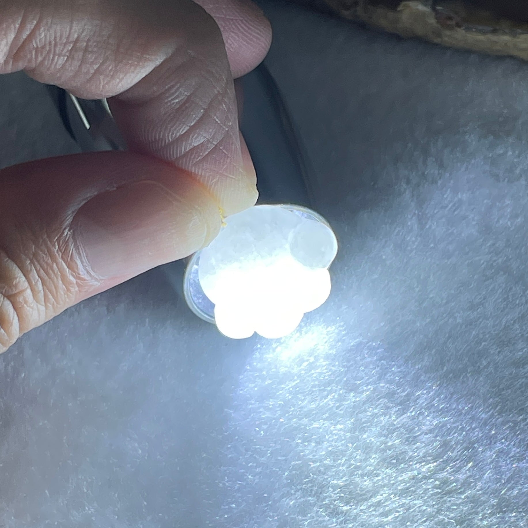 Natural Type A Light Lavender Light Green Jadeite Paw Pendant in 18K Yellow Gold Clasp 2.37g 17.8 by 14.7 by 4.5mm - Huangs Jadeite and Jewelry Pte Ltd