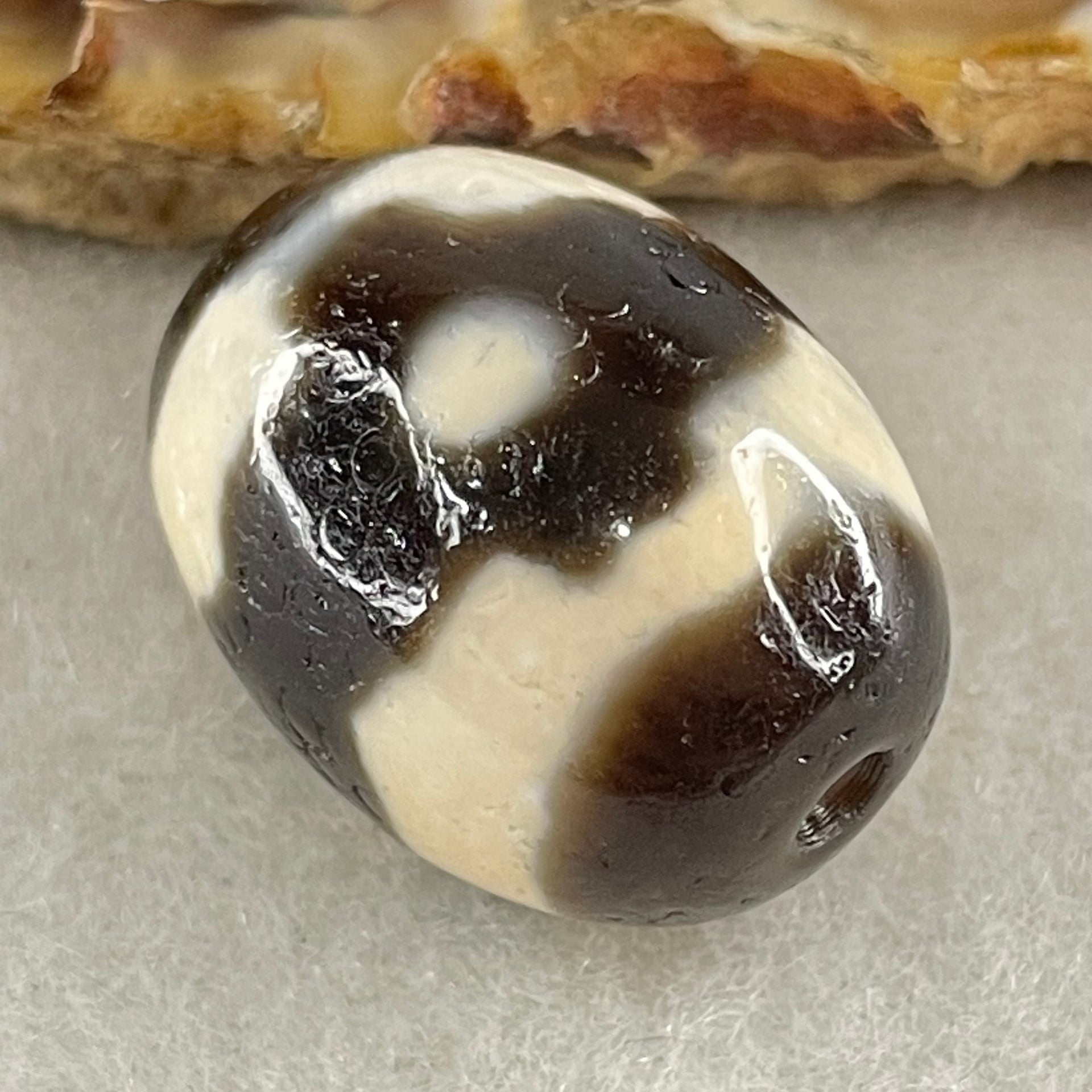 Natural Powerful Tibetan Old Oily Agate 3 Eyes Dzi Bead Heavenly Master (Tian Zhu) 三眼天诛 7.39g 20.4 by 15.9mm - Huangs Jadeite and Jewelry Pte Ltd