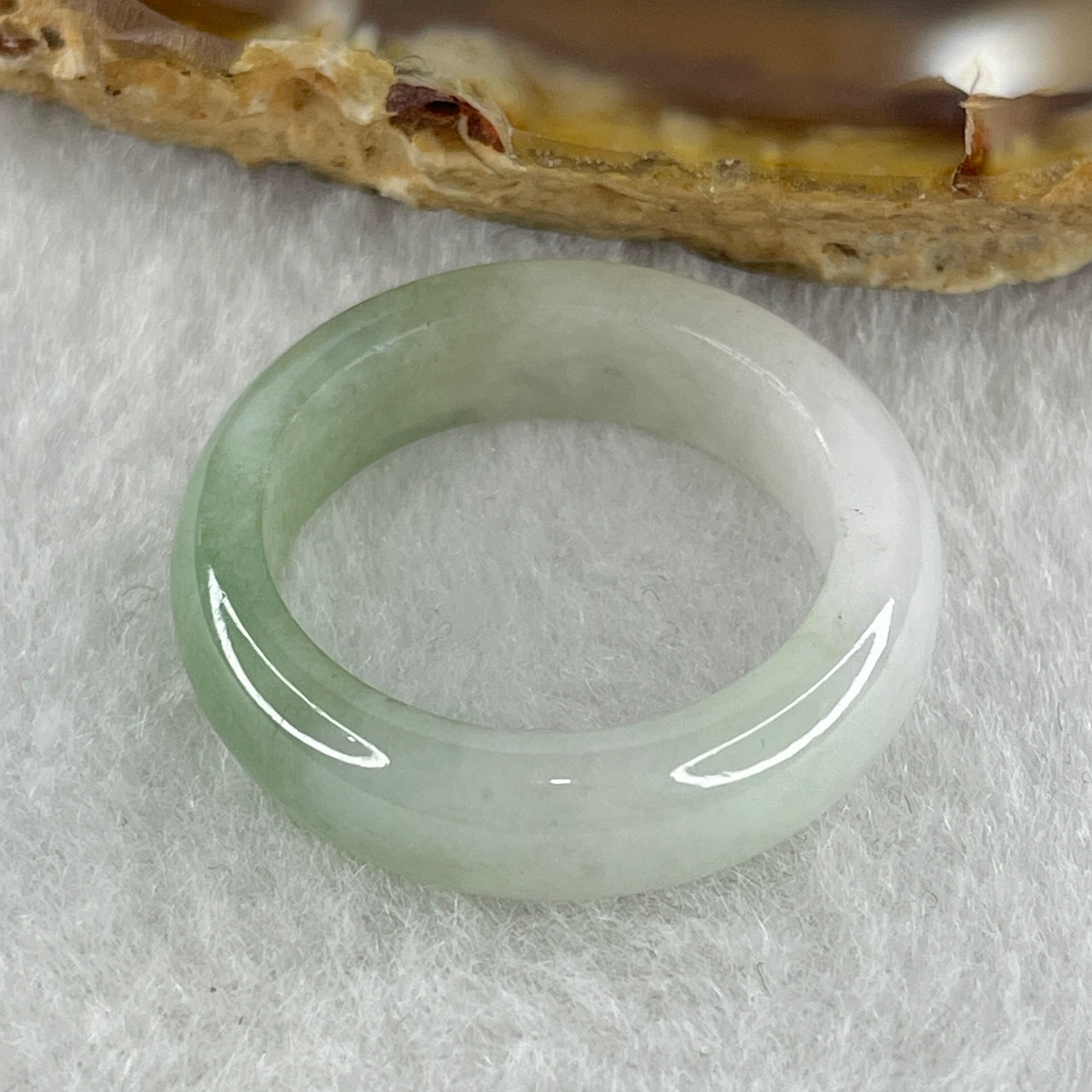 Type A Natural Green with White Jadeite Ring 3.87g 5.8 by 3.6mm US 8 HK 17.6 ( Close to Perfect ) - Huangs Jadeite and Jewelry Pte Ltd