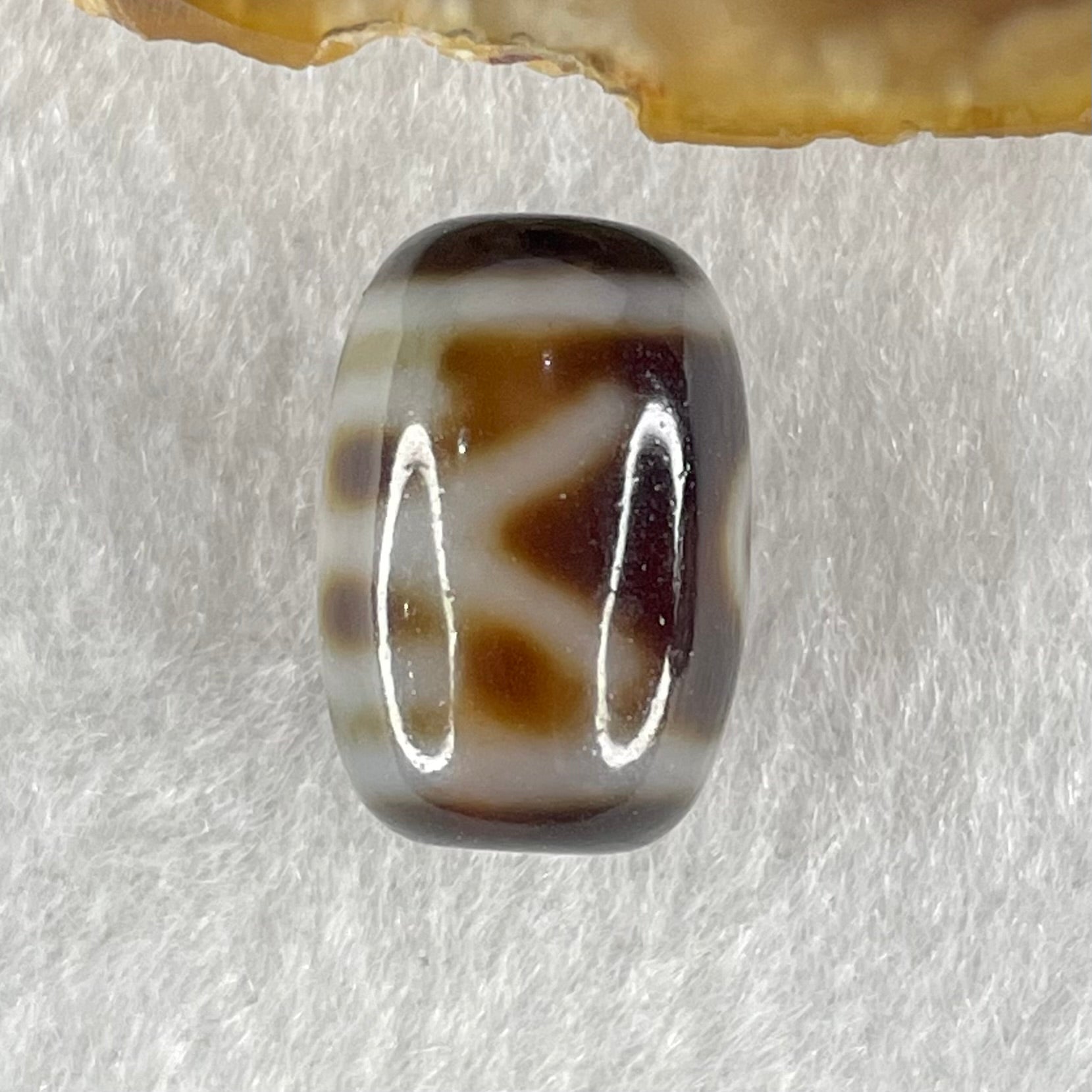 Natural Powerful Tibetan Old Oily Agate Patina Guiren Tairen Human Dzi Bead Totem Amulet Heavenly Master (Tian Zhu) 贵人天诛 4.67g 18.3 by 12.7mm - Huangs Jadeite and Jewelry Pte Ltd