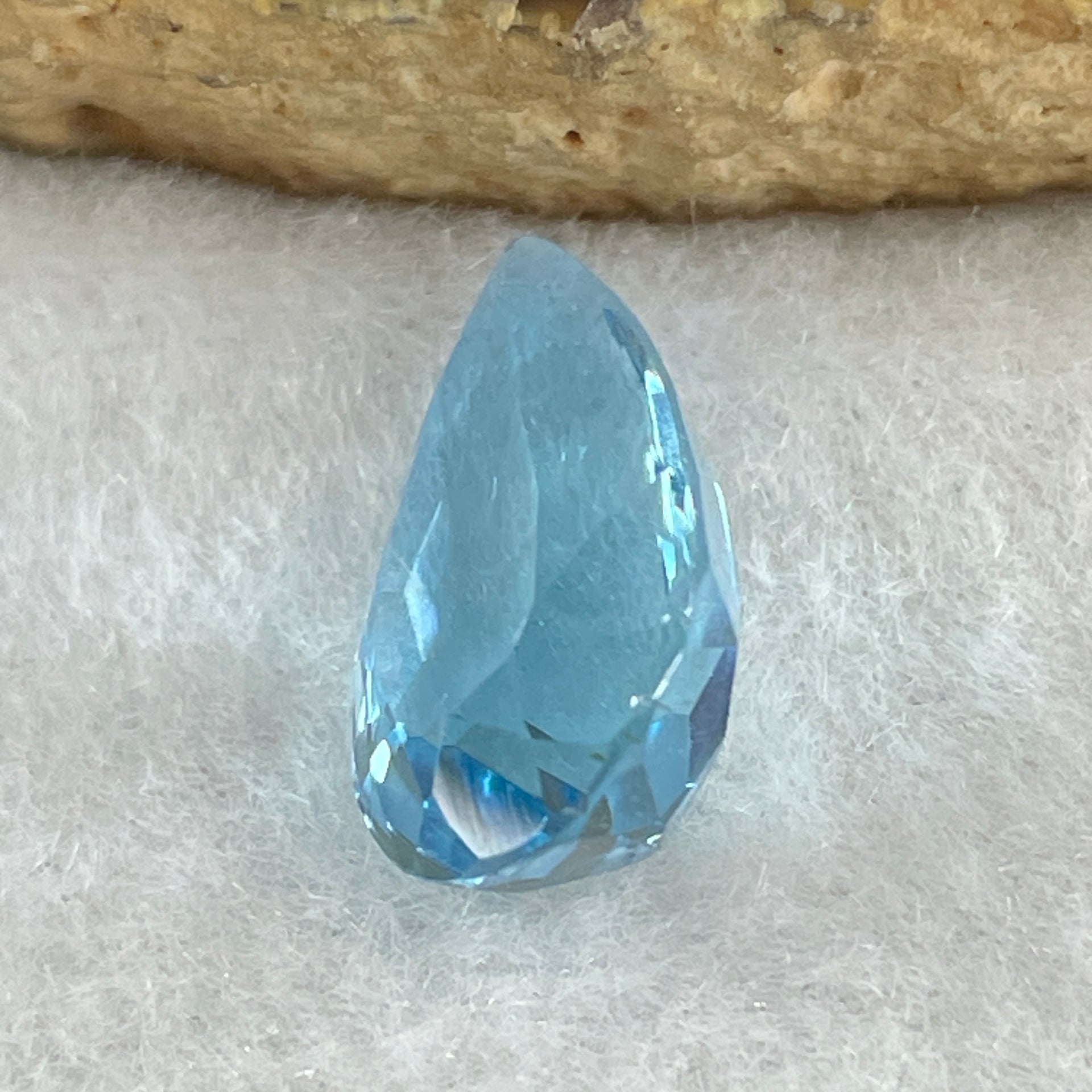Natural Sky Blue Topaz Teardrop Shape 7.86ct 15.9 by 9.4 by 6.7mm - Huangs Jadeite and Jewelry Pte Ltd