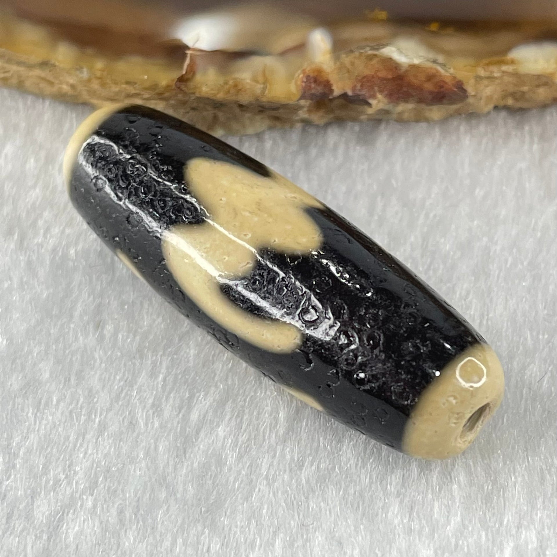 Natural Powerful Tibetan Old Oily Agate Bat with Insect or Happiness Fu Shou Dzi Bead Heavenly Master (Tian Zhu) 蝙蝠昆虫天珠 9.19g 37.7 by 12.5mm - Huangs Jadeite and Jewelry Pte Ltd