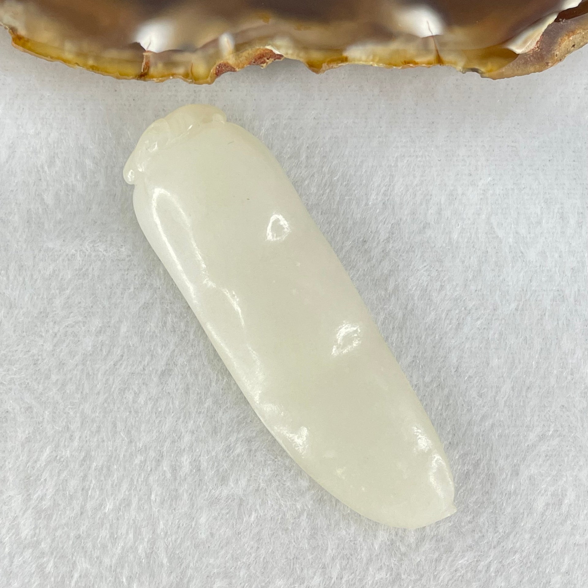 Natural White Nephrite Peapod Pendant 18.22g 60.8 by 19.1 by 11.9mm - Huangs Jadeite and Jewelry Pte Ltd