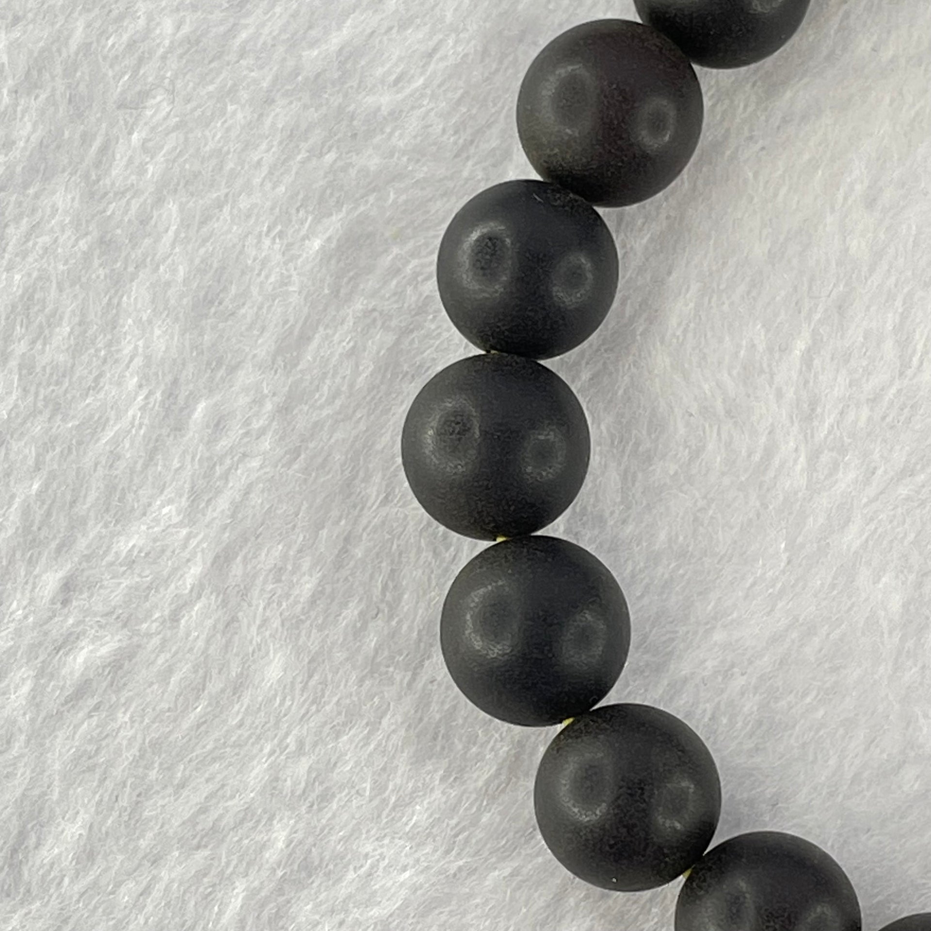 Natural Iron Blood King Amber Beads Bracelet 天然铁血王琥珀手链 10.50g 17cm 9.8mm 21 Beads - Huangs Jadeite and Jewelry Pte Ltd