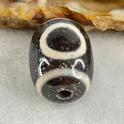 Natural Powerful Tibetan Old Oily Agate 1 Eye With Swastika Dzi Bead (Hotu Dzi) 4.58g 17.5 by 13.0mm - Huangs Jadeite and Jewelry Pte Ltd