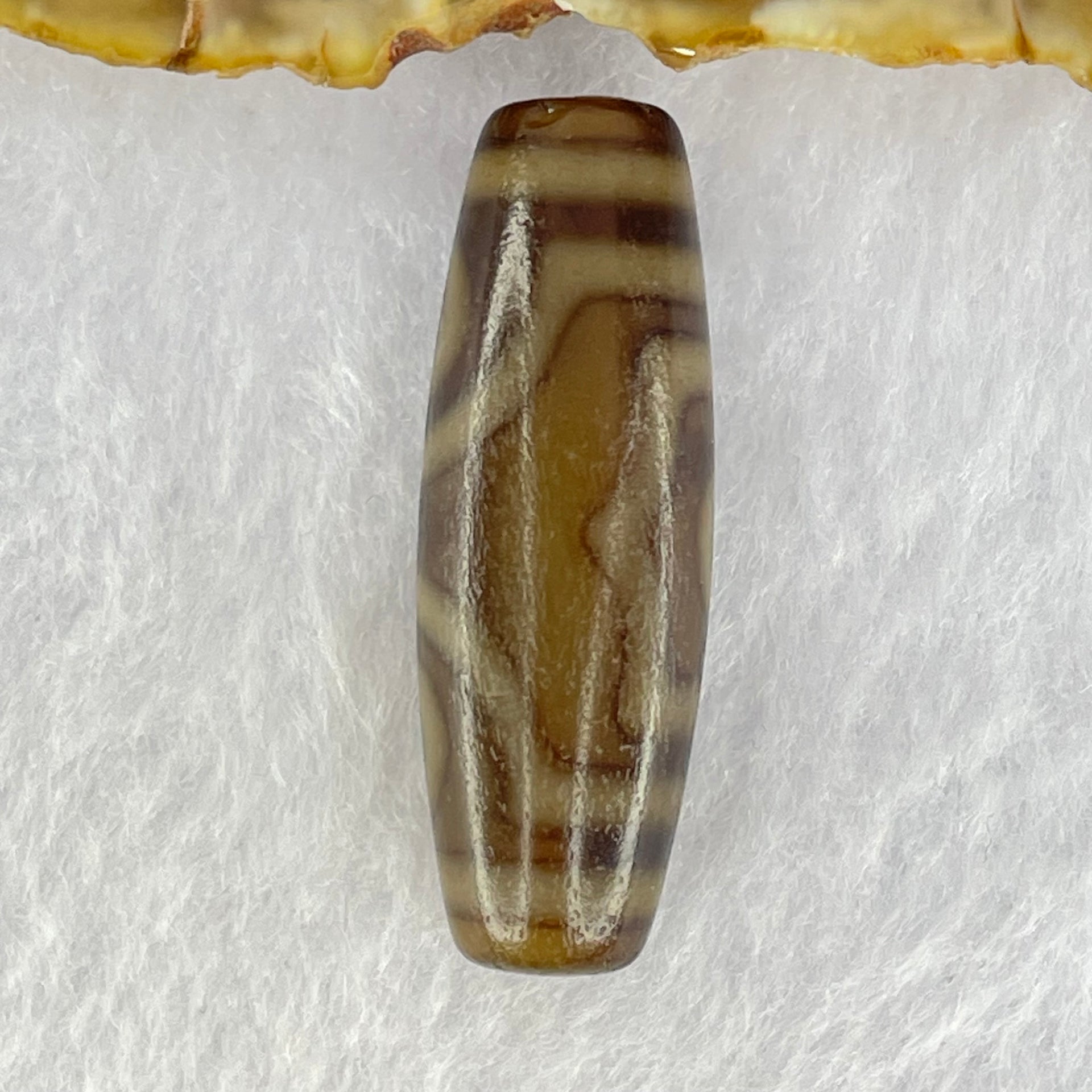 Natural Powerful Tibetan Old Oily Agate 3 Eyes Dzi Bead Heavenly Master (Tian Zhu) 三眼天诛 9.77g 38.1 by 13.0mm - Huangs Jadeite and Jewelry Pte Ltd